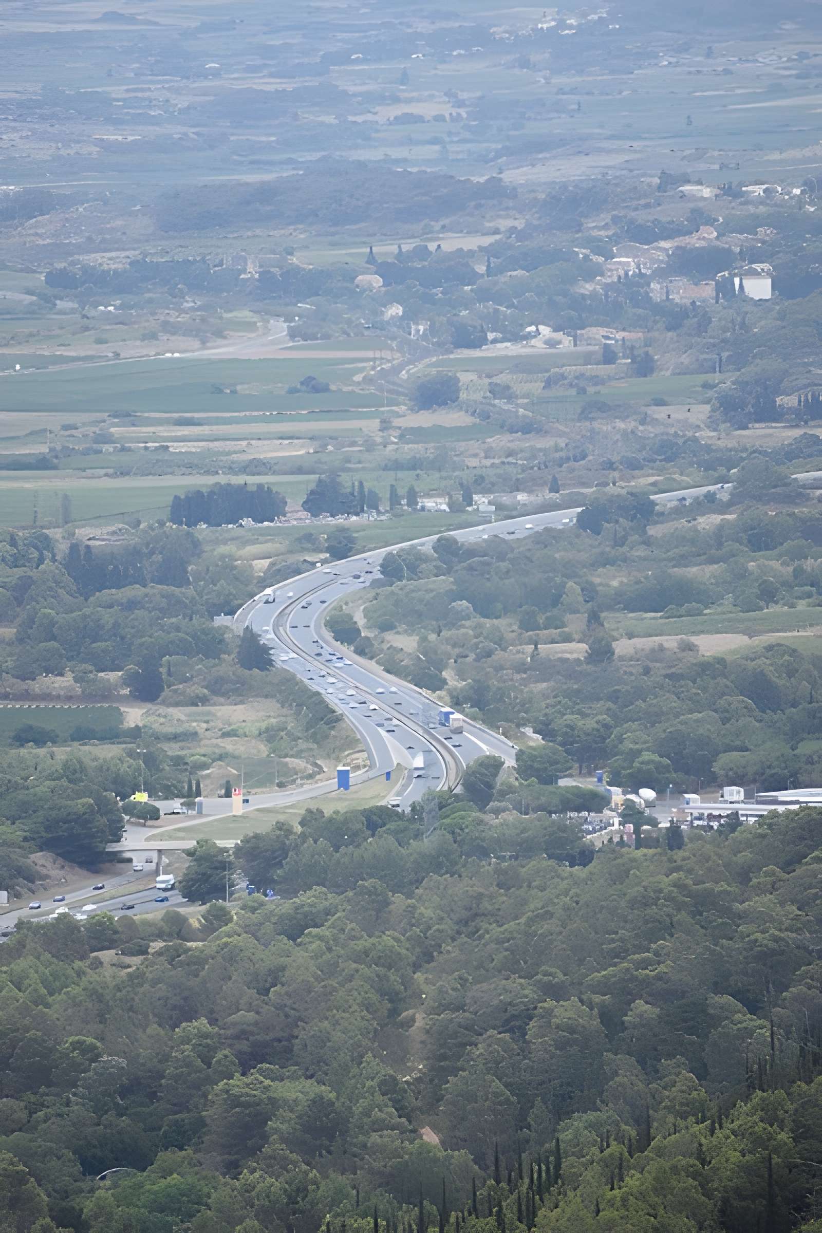 Restes du château de Miramont