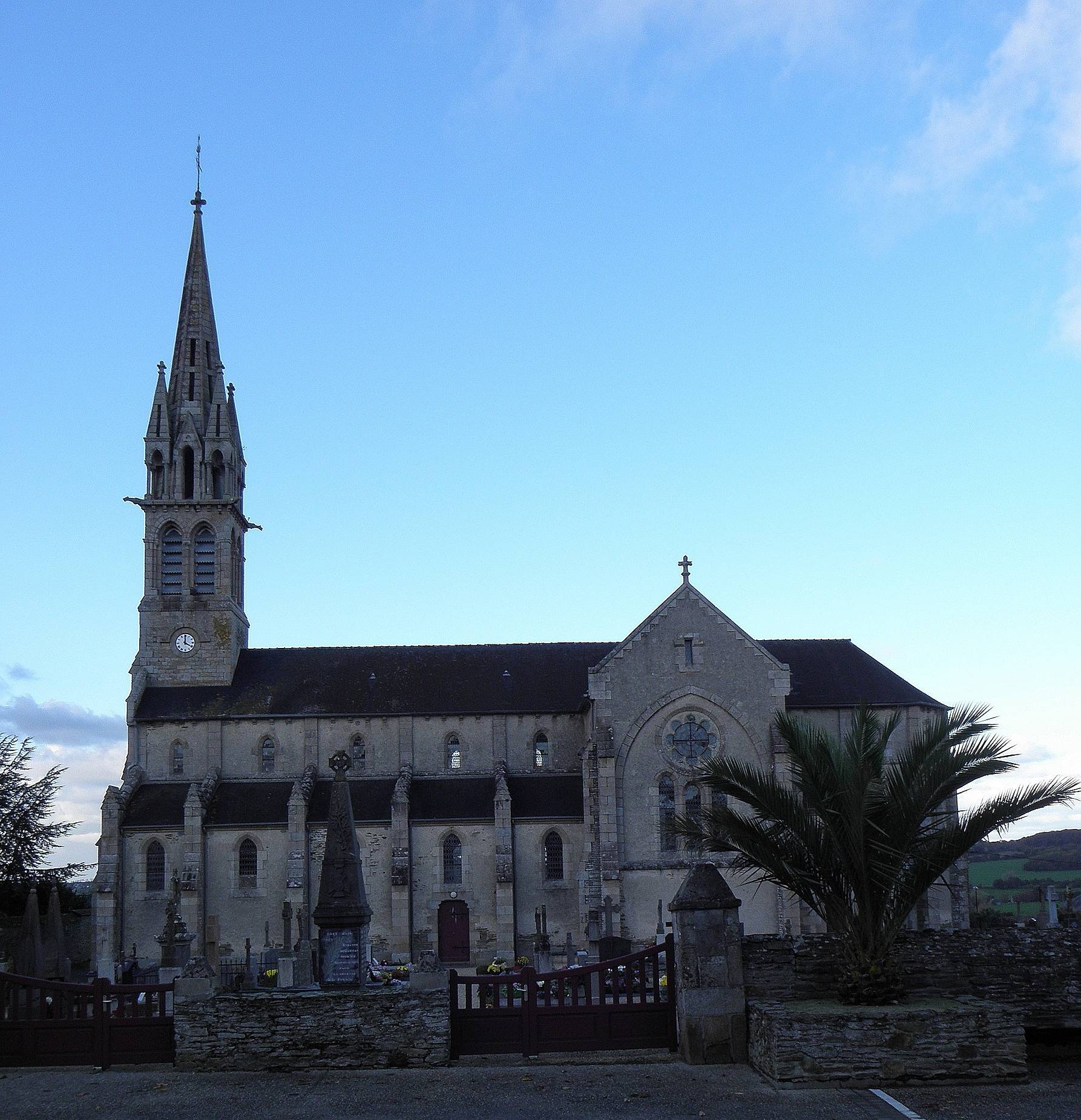 Photo de Église Notre-Dame-des-Sept-Douleurs de Garlan