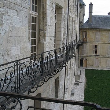 Château de la Roche-Guyon