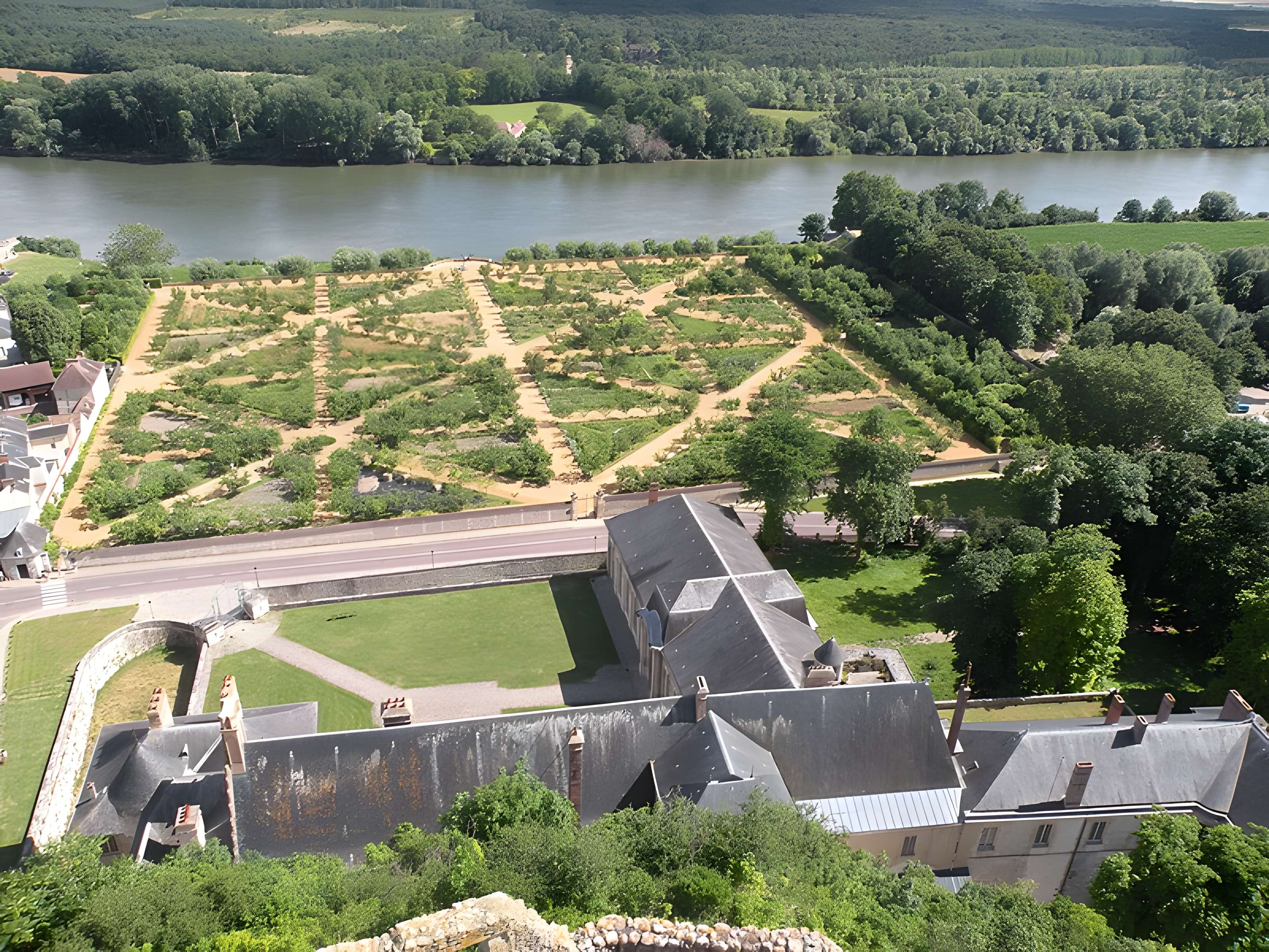 Château de la Roche-Guyon