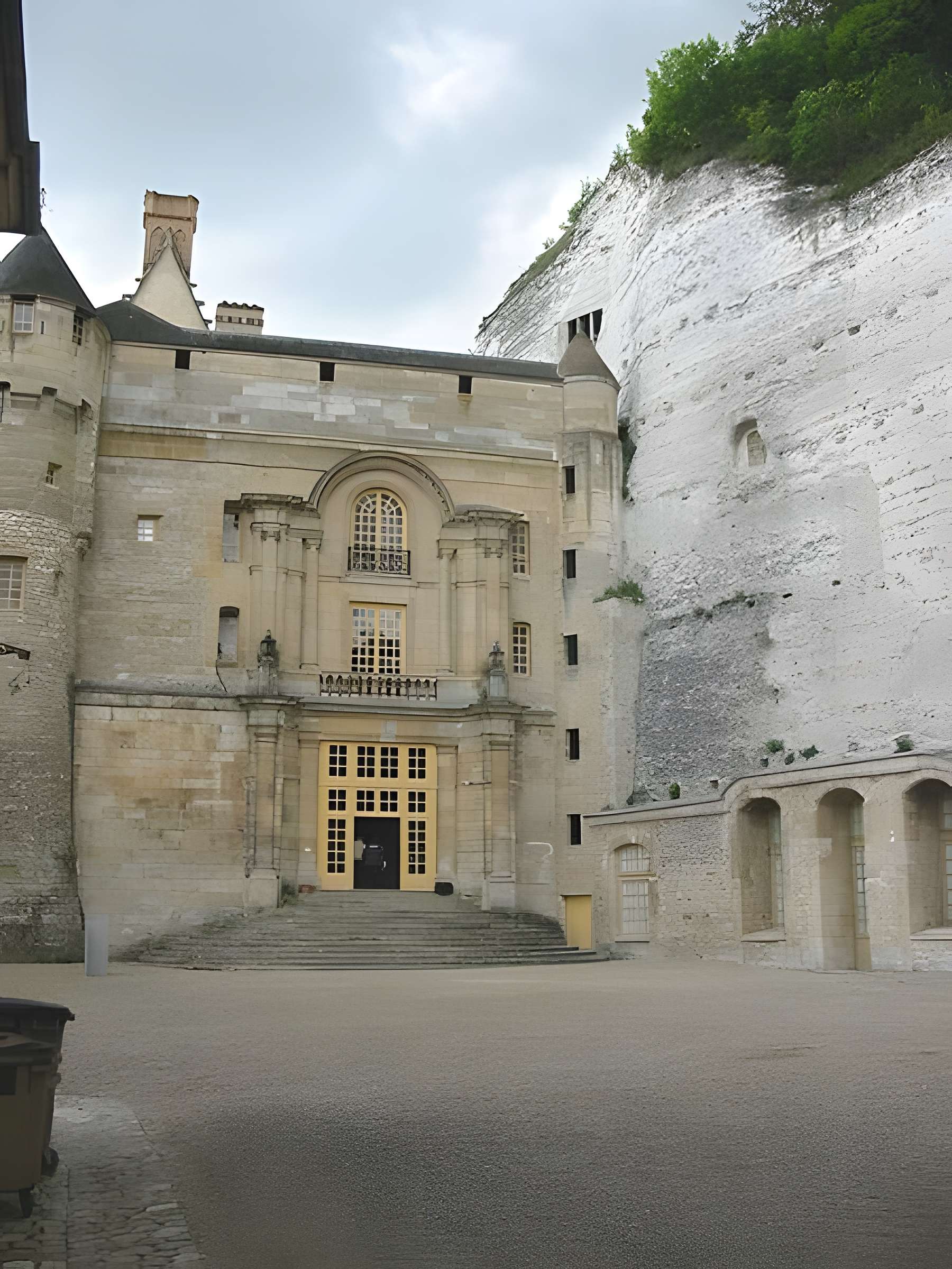 Château de la Roche-Guyon