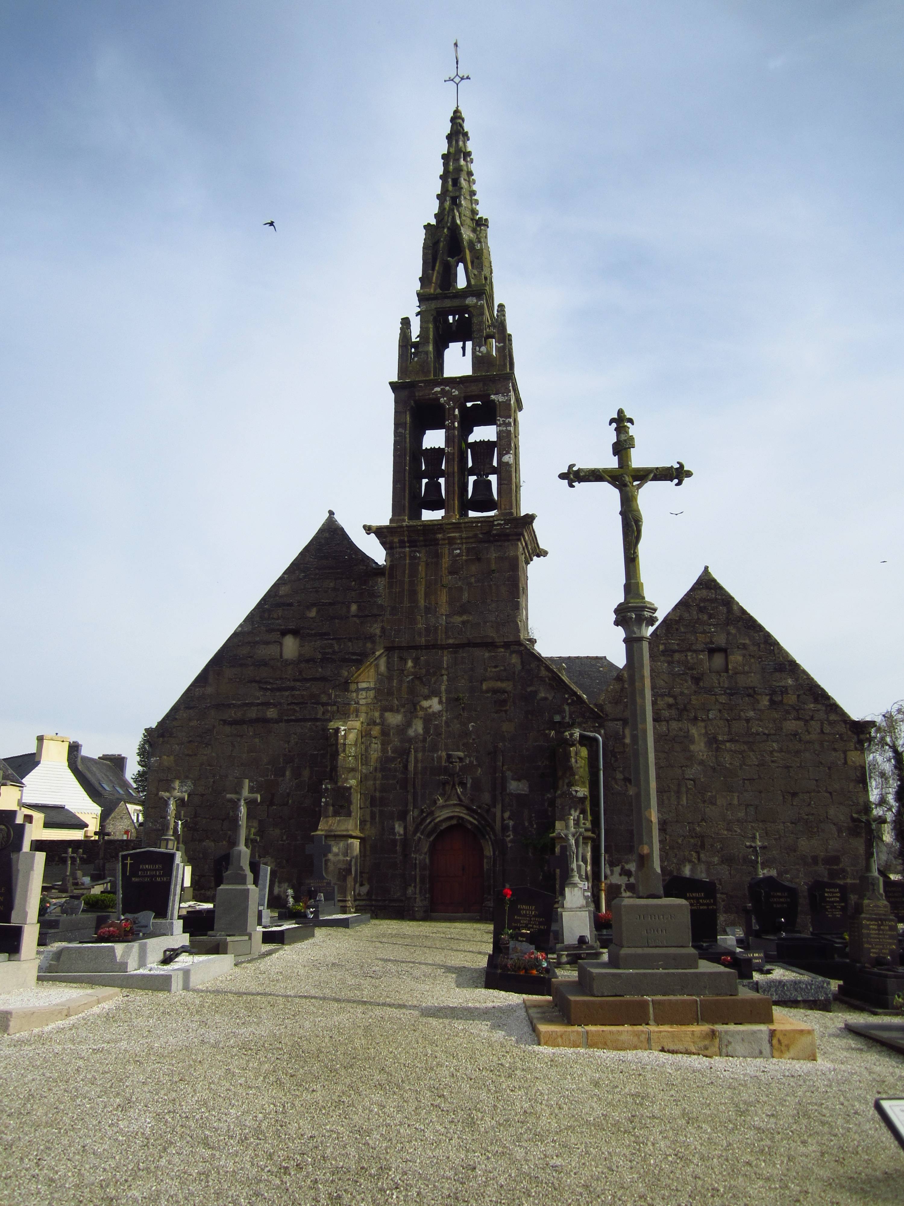 Photo de Église Saint-Pierre de Tréflévénez