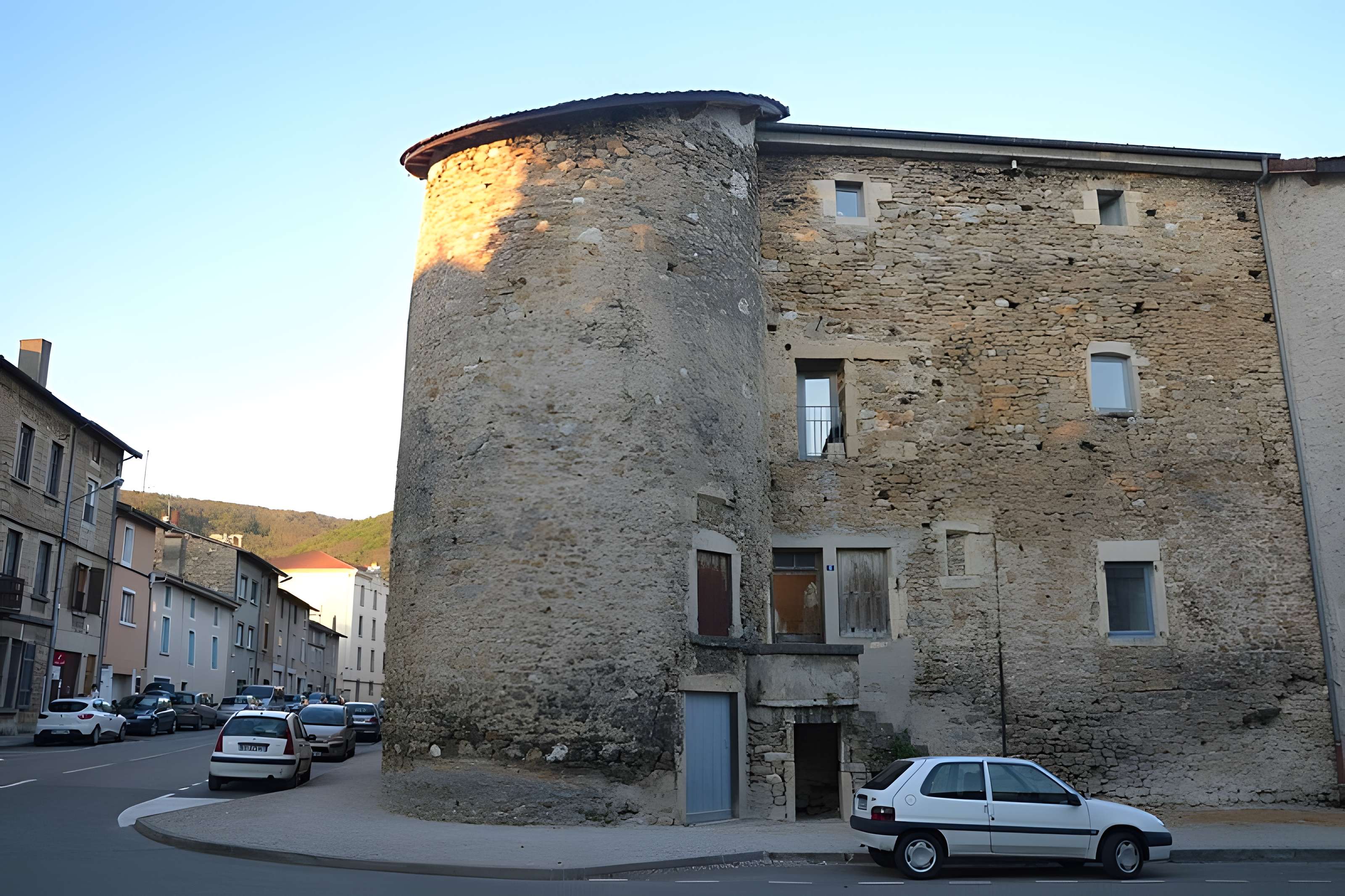 Château de Montferrand à Lagnieu