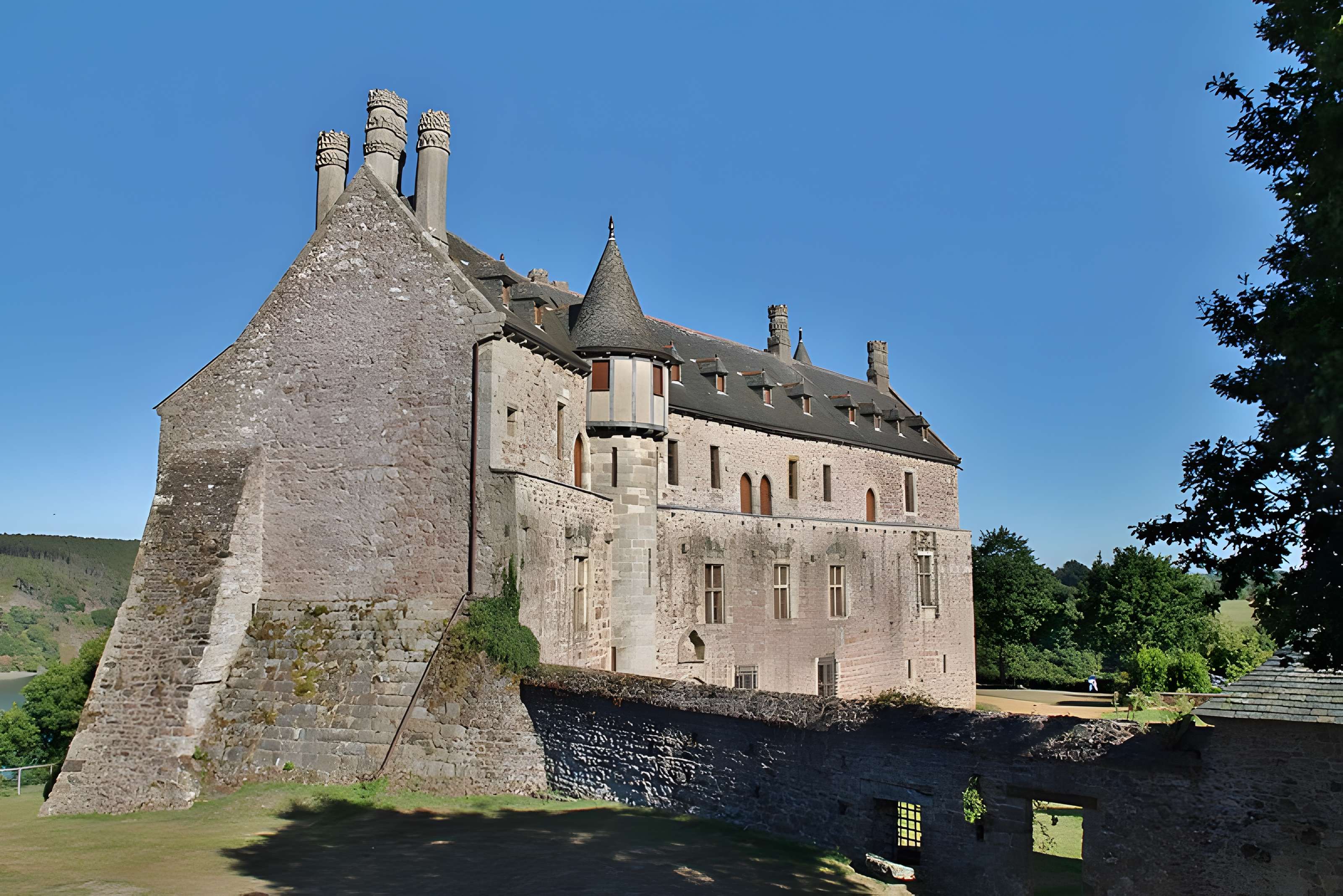 Château de la Roche-Jagu