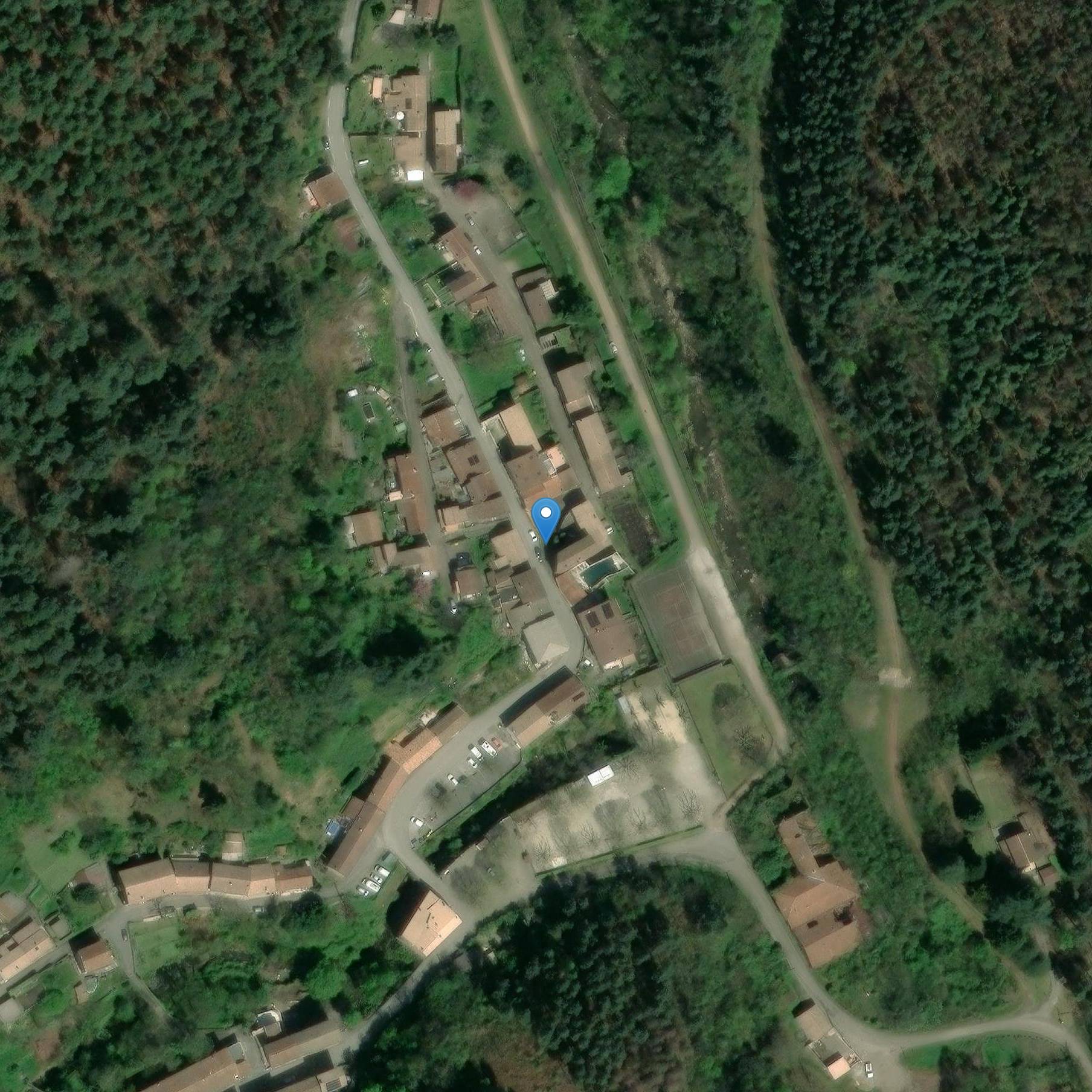 Photo de 拉韦尔纳雷德圣约翰教堂