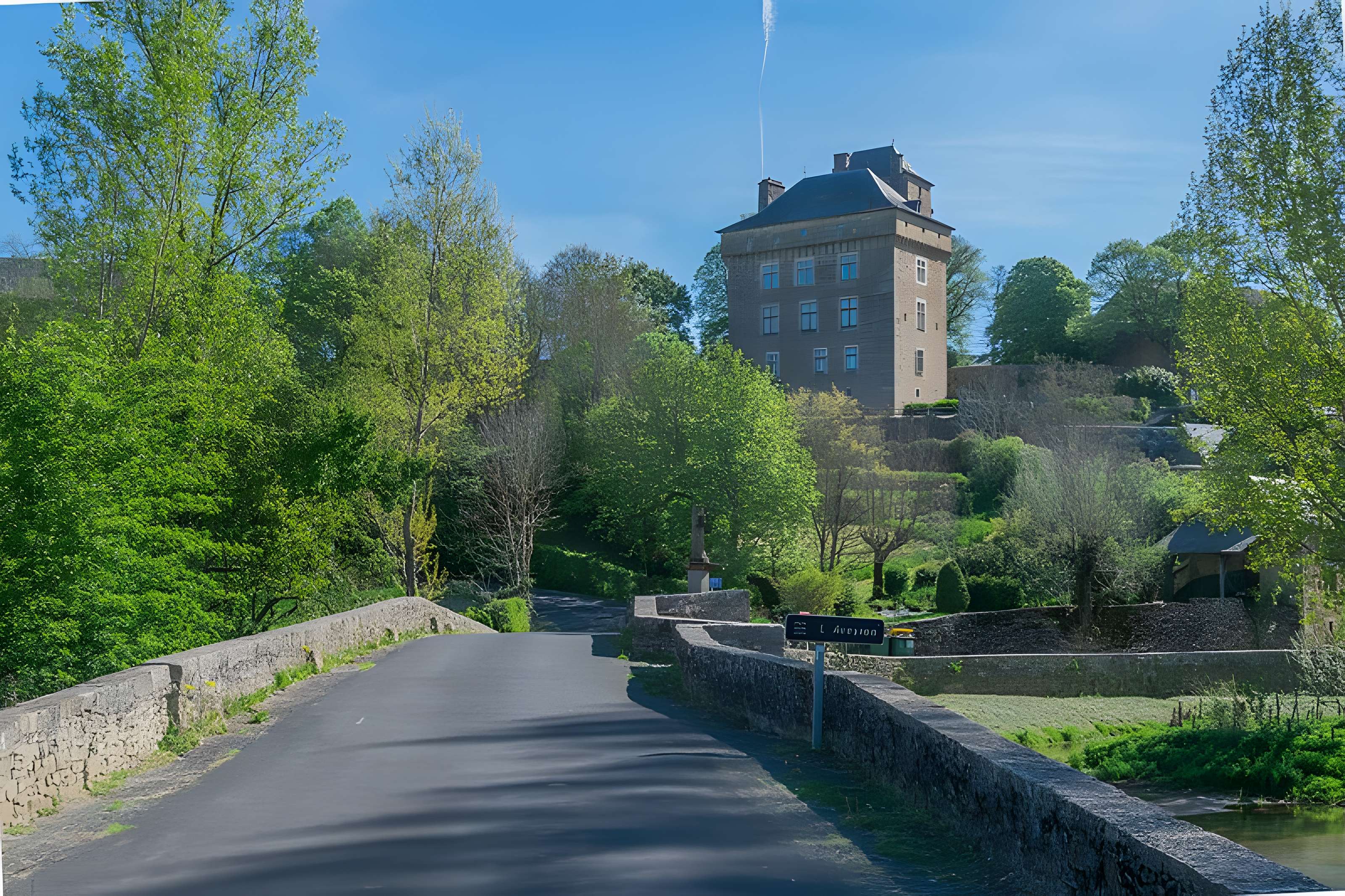 Château de Montrozier