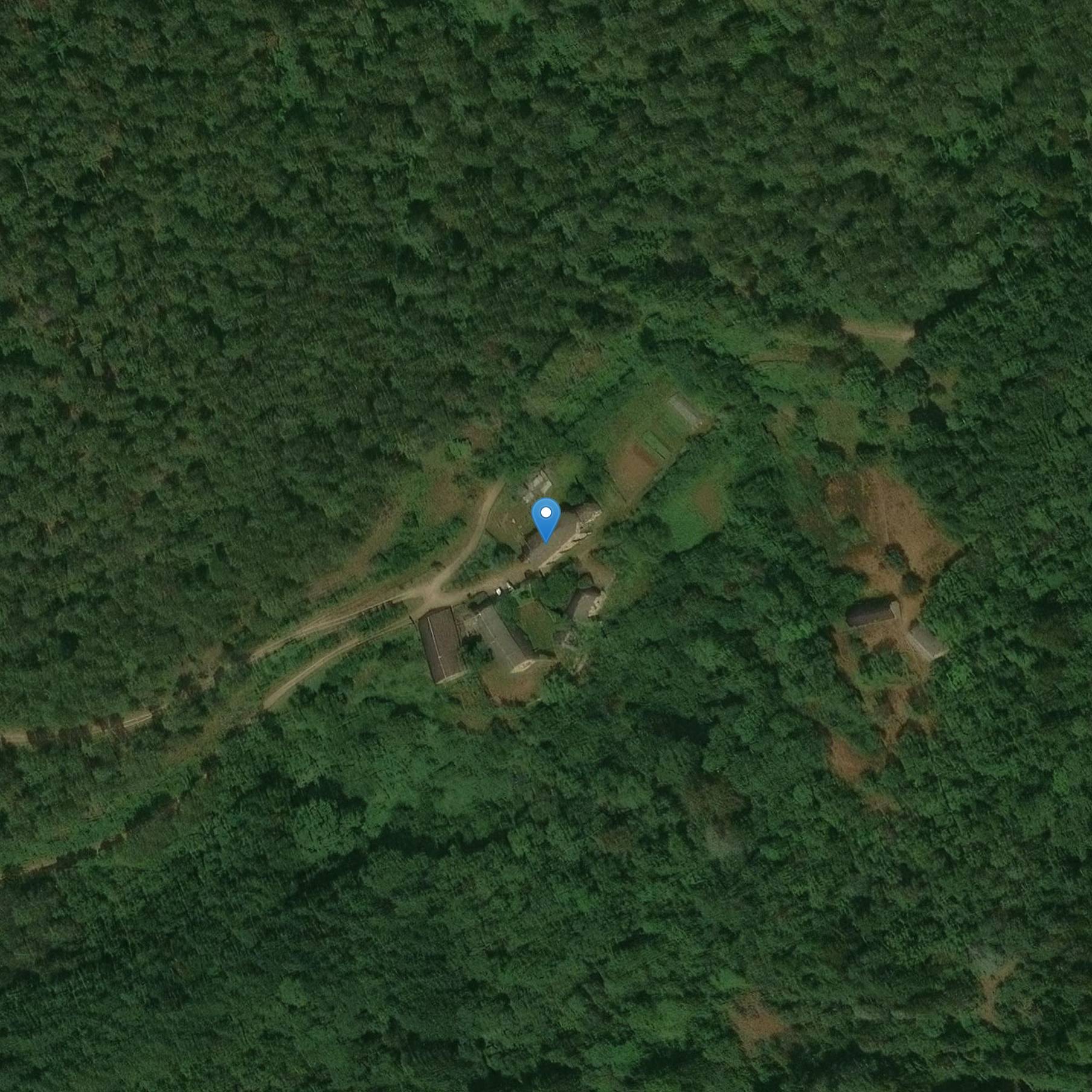 Photo de Saint-Sauveur Kerk van Saint-Sauveur-des-Pourcils