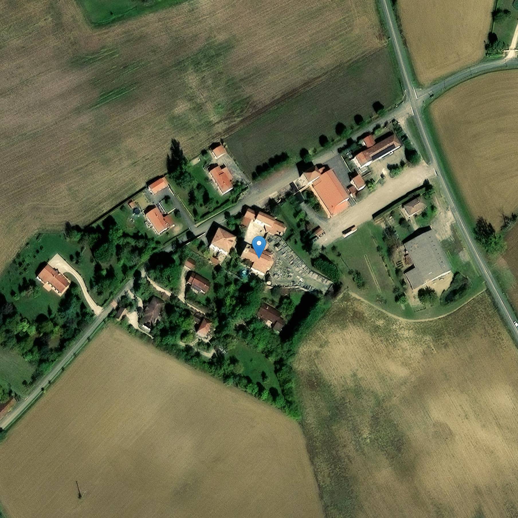 Photo de 圣彼得贝劳特教堂