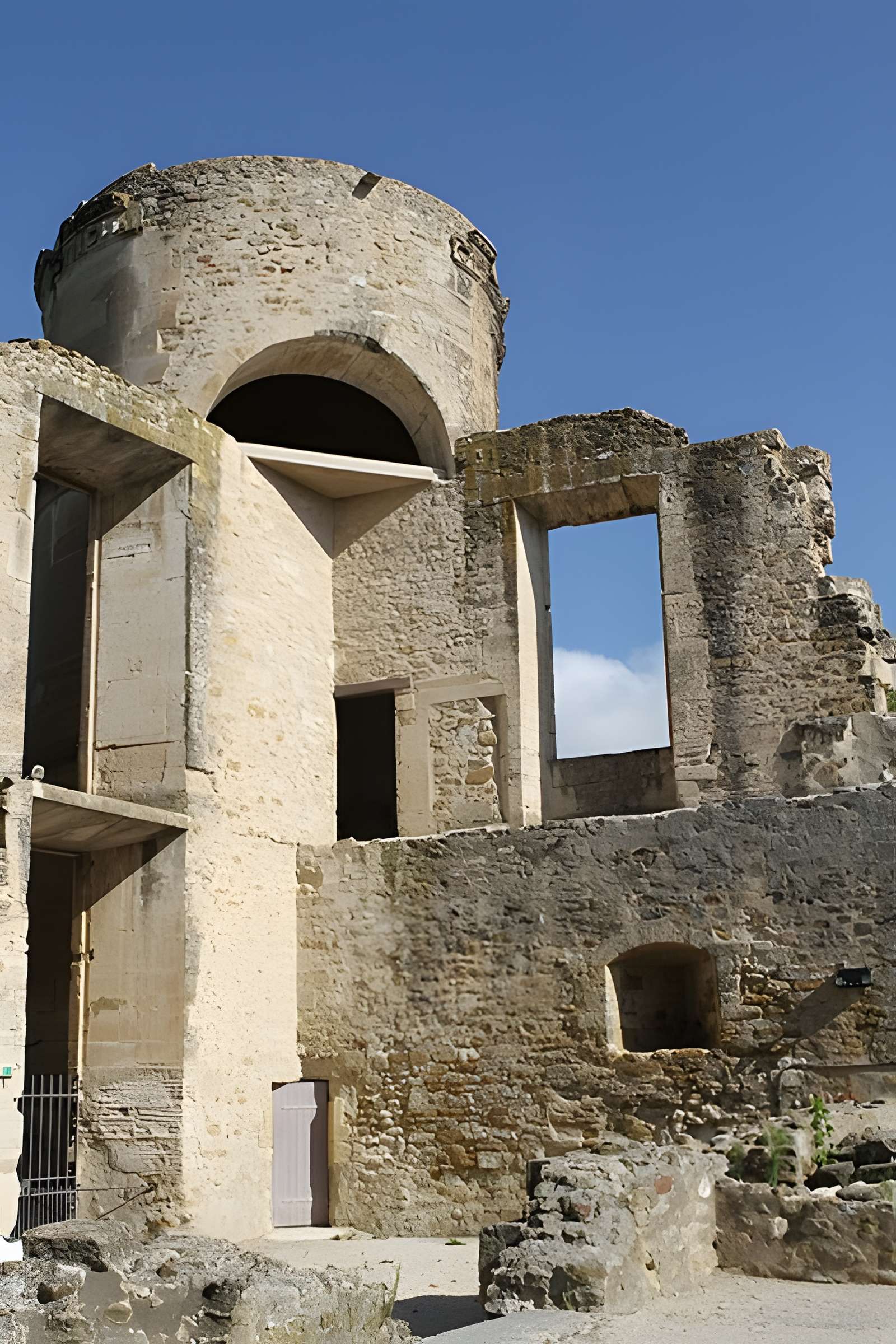 Château de la Tour-d'Aigues