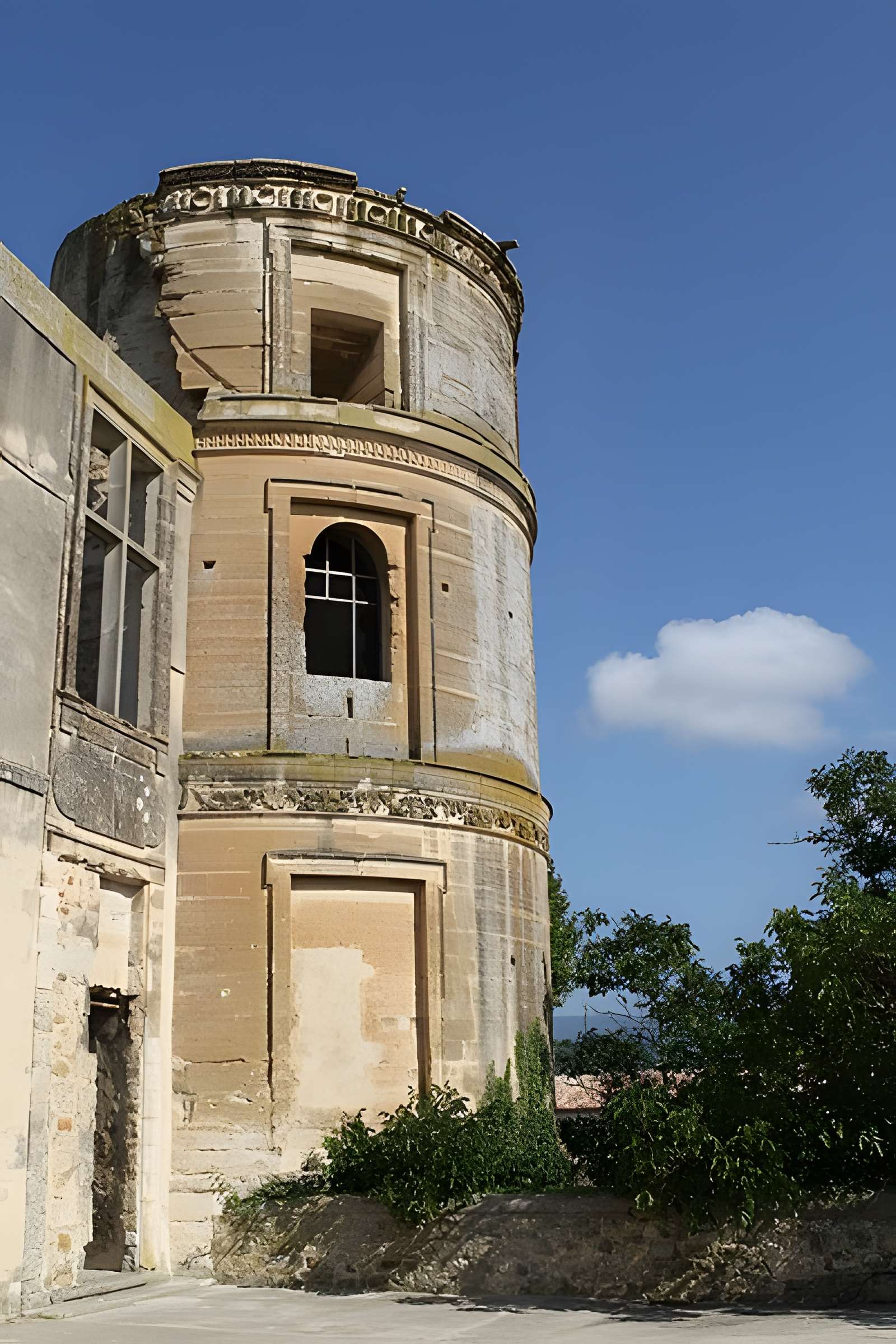Château de la Tour-d'Aigues