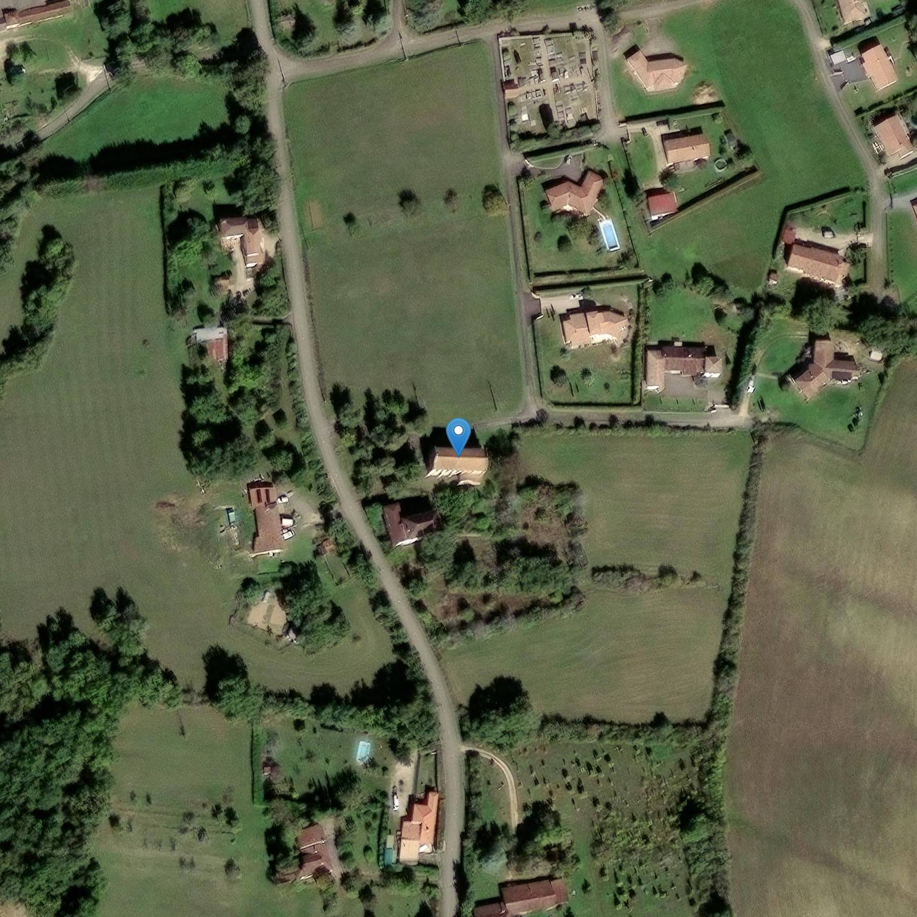 Photo de 聖ヨハネのカディガン教会