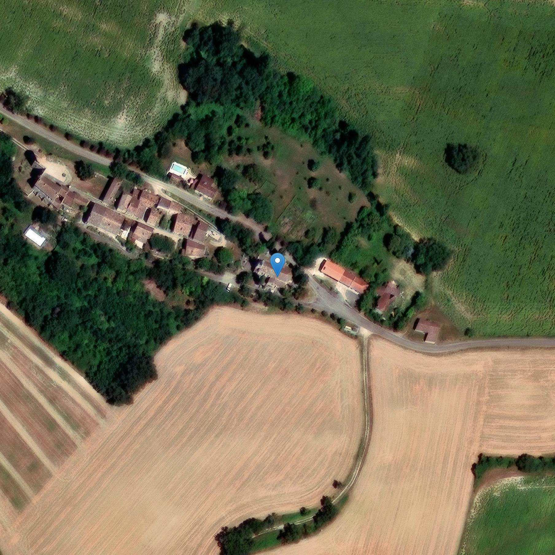 Photo de Saint-Abdon-et-Saint-Sennen Church of Larroque-Engalin