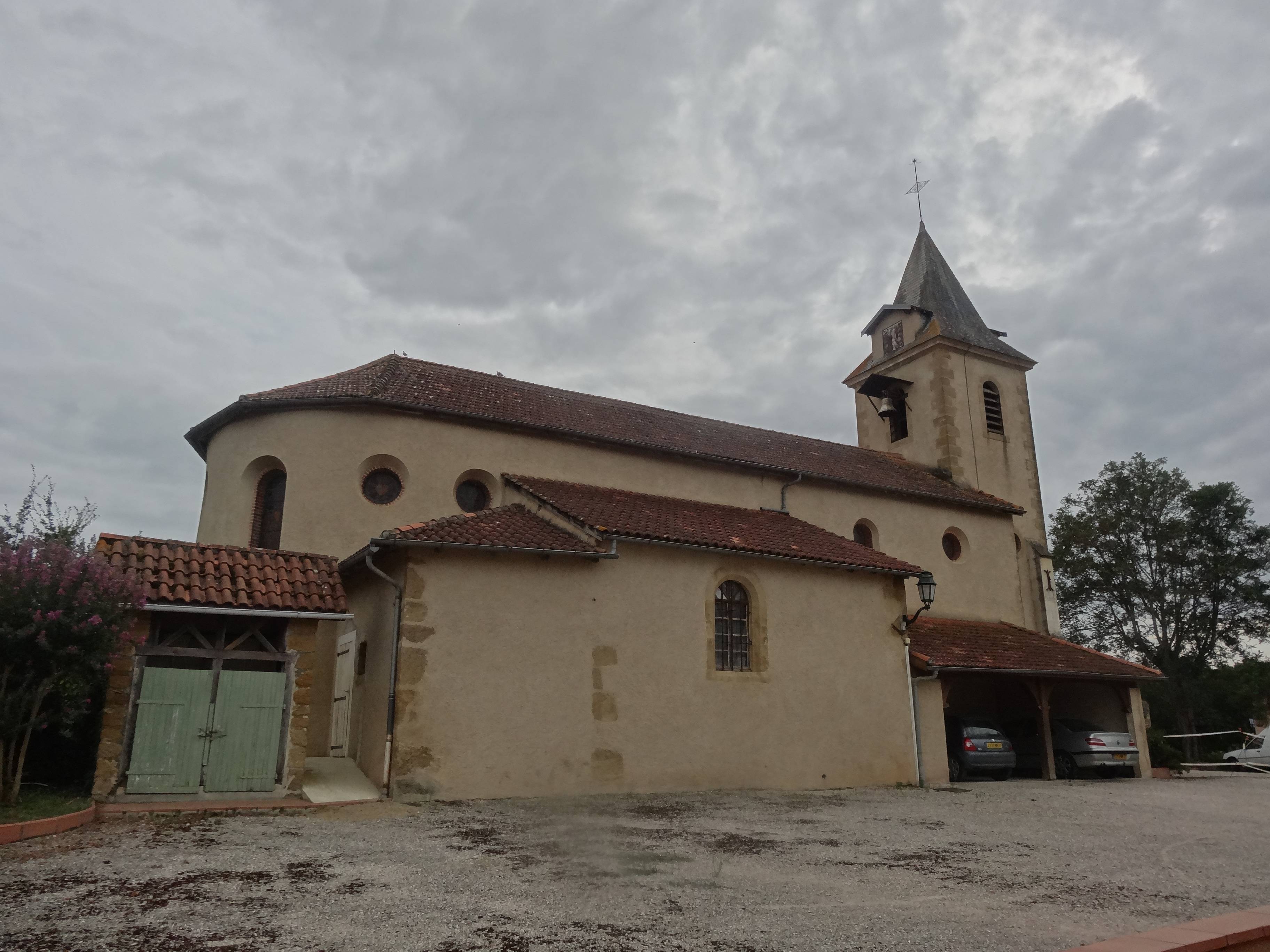 Photo de Church of Saint James of Mont-de-Marrast