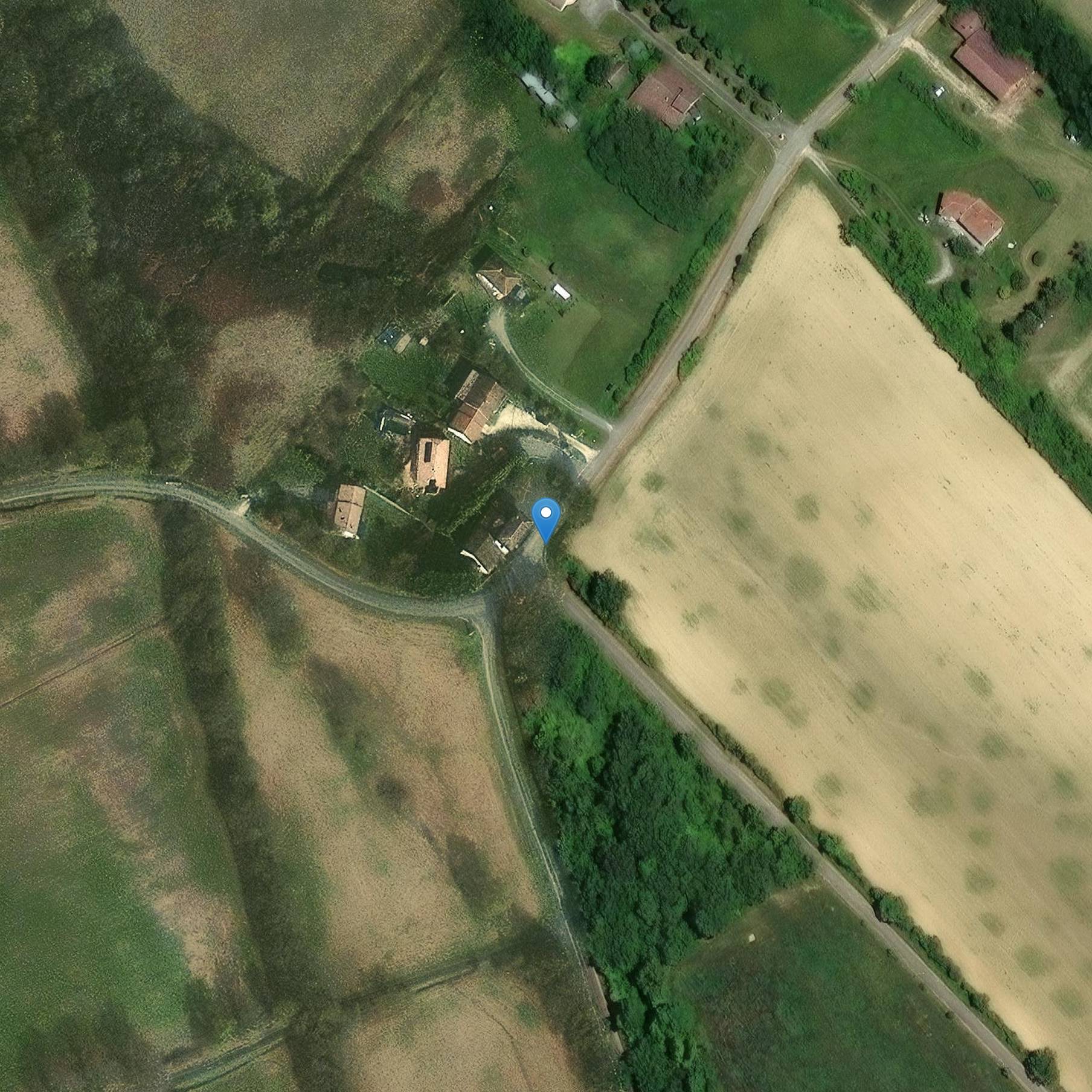 Photo de Kirche Sainte-Anne de Roquelaure-Saint-Aubin