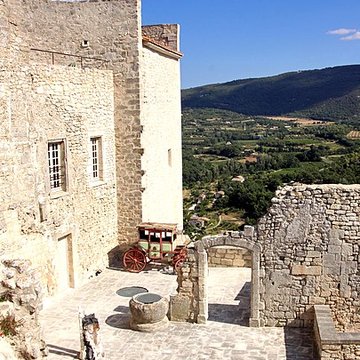 Château de Lacoste