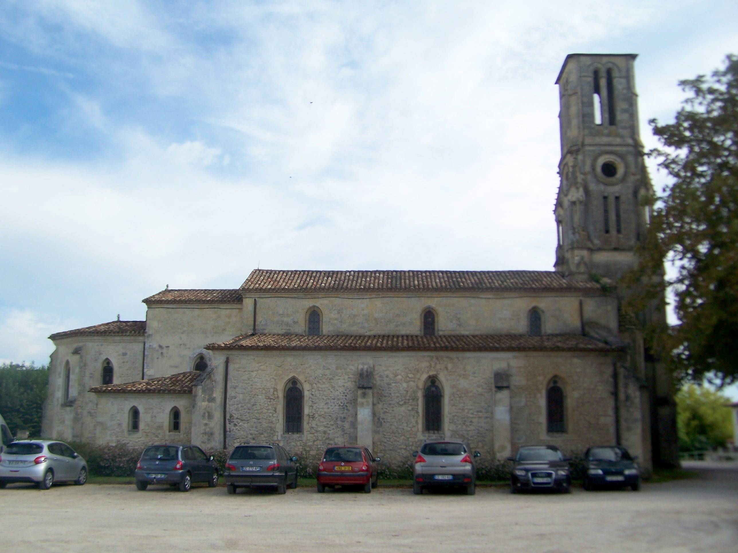 Photo de Kirche von Isle-Saint-Georges