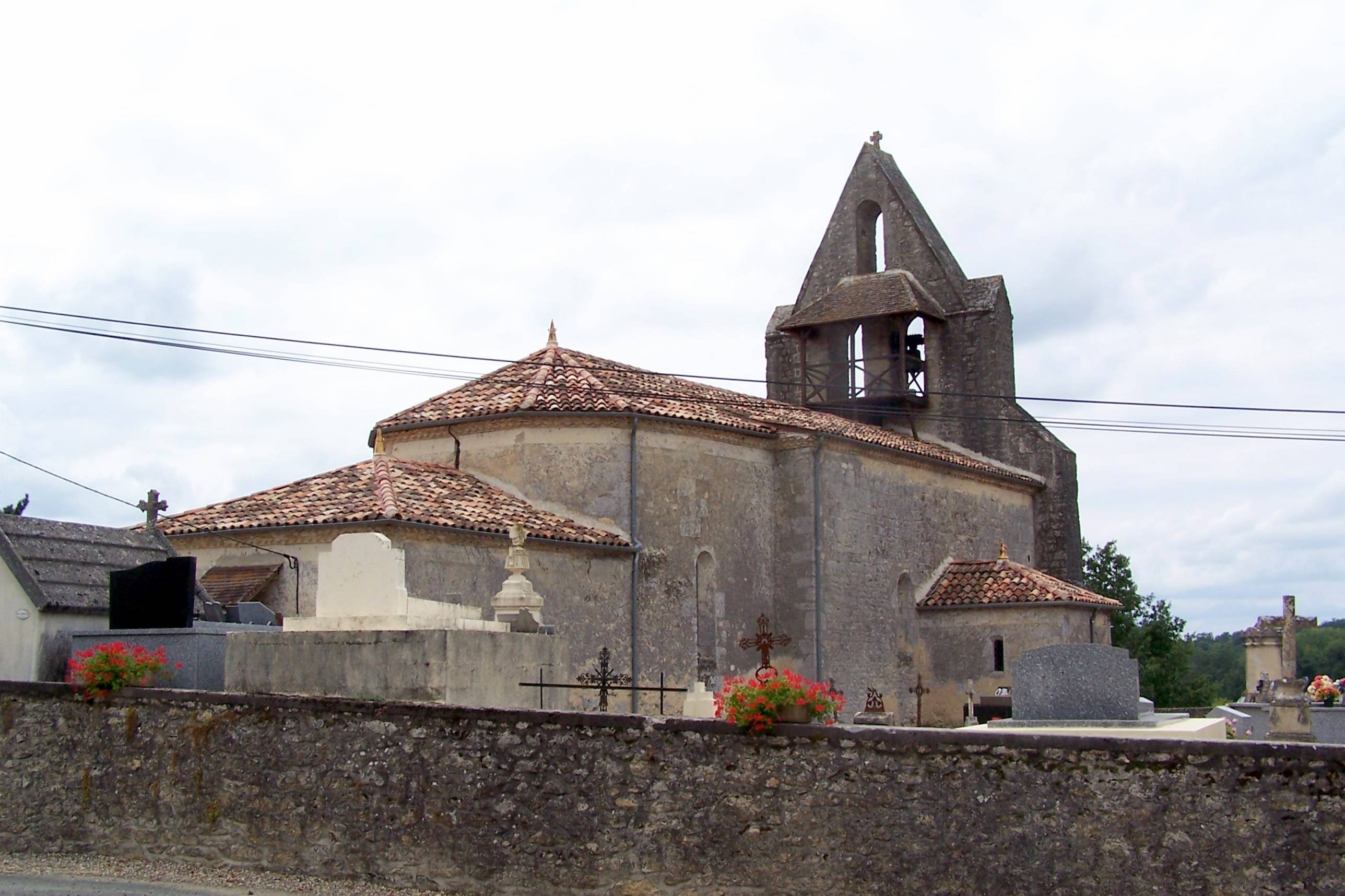 Photo de Kerk van Onze Lieve Vrouw van Landerrouet-sur-Ségur