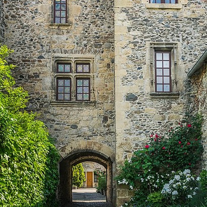 Photo de Château de Sainte-Eulalie-dOlt