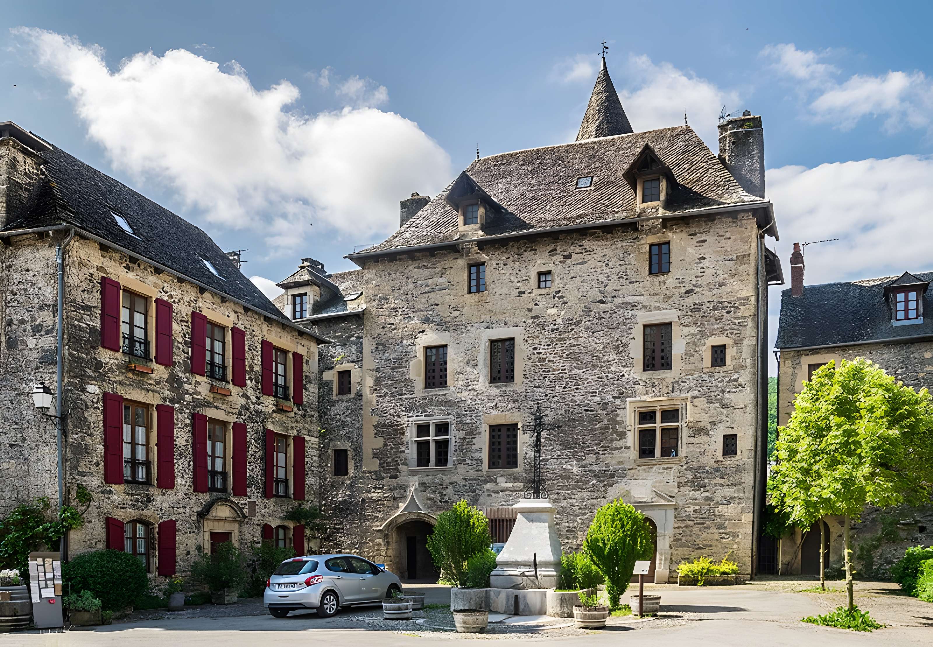 Château de Sainte-Eulalie-d'Olt