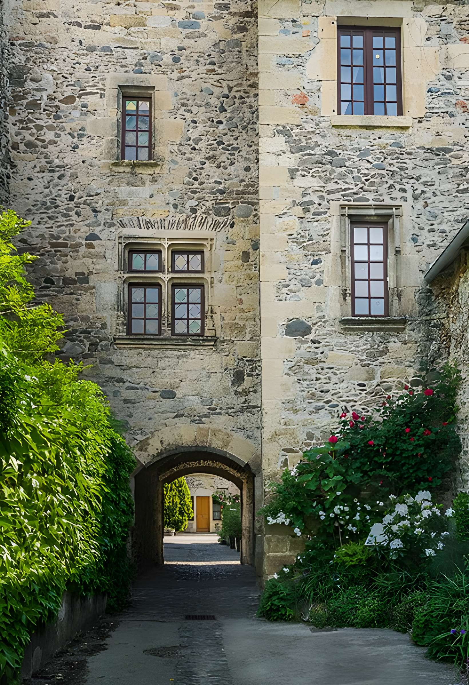 Château de Sainte-Eulalie-d'Olt