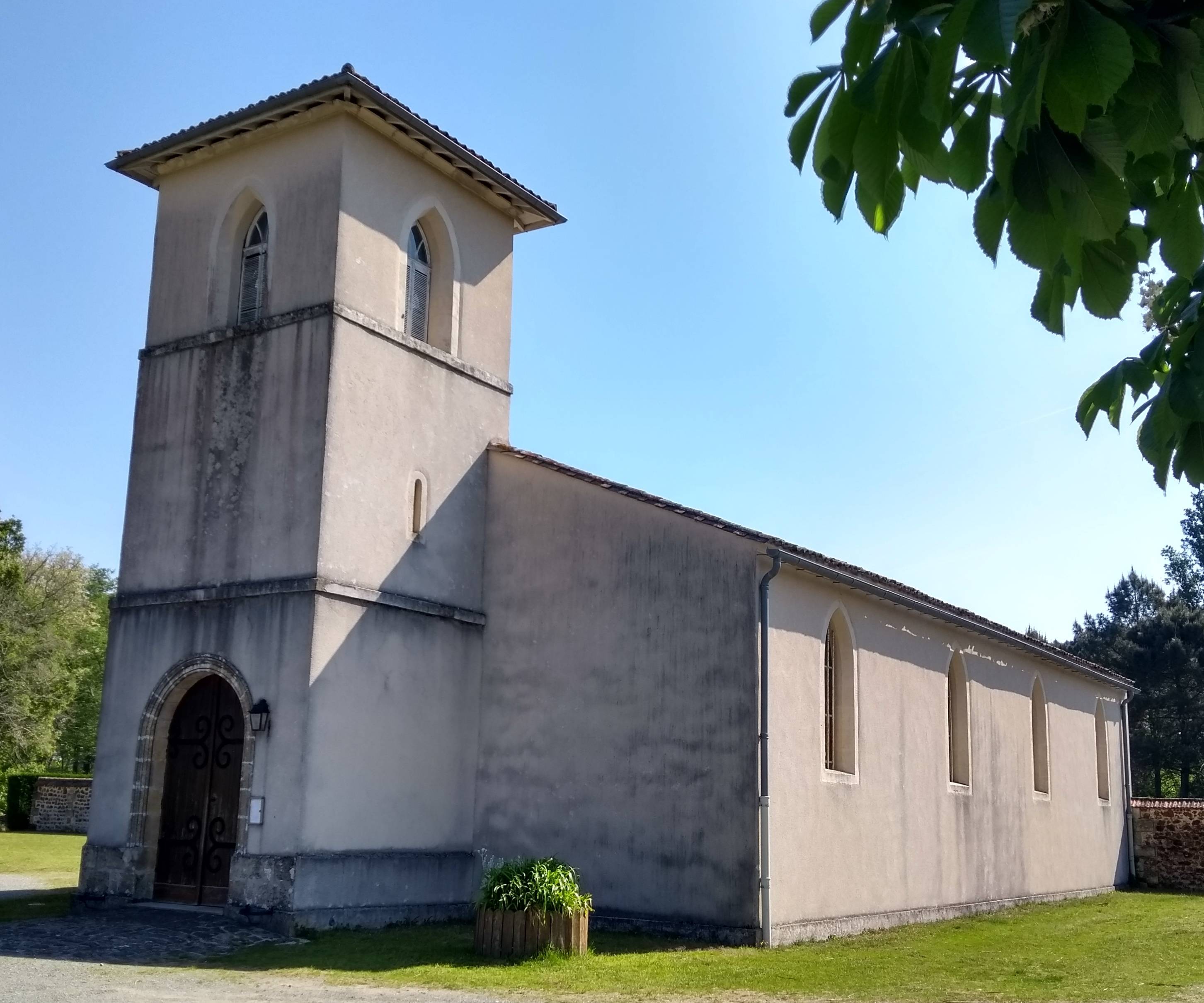 Photo de Chiesa di Nostra Signora di Lugos
