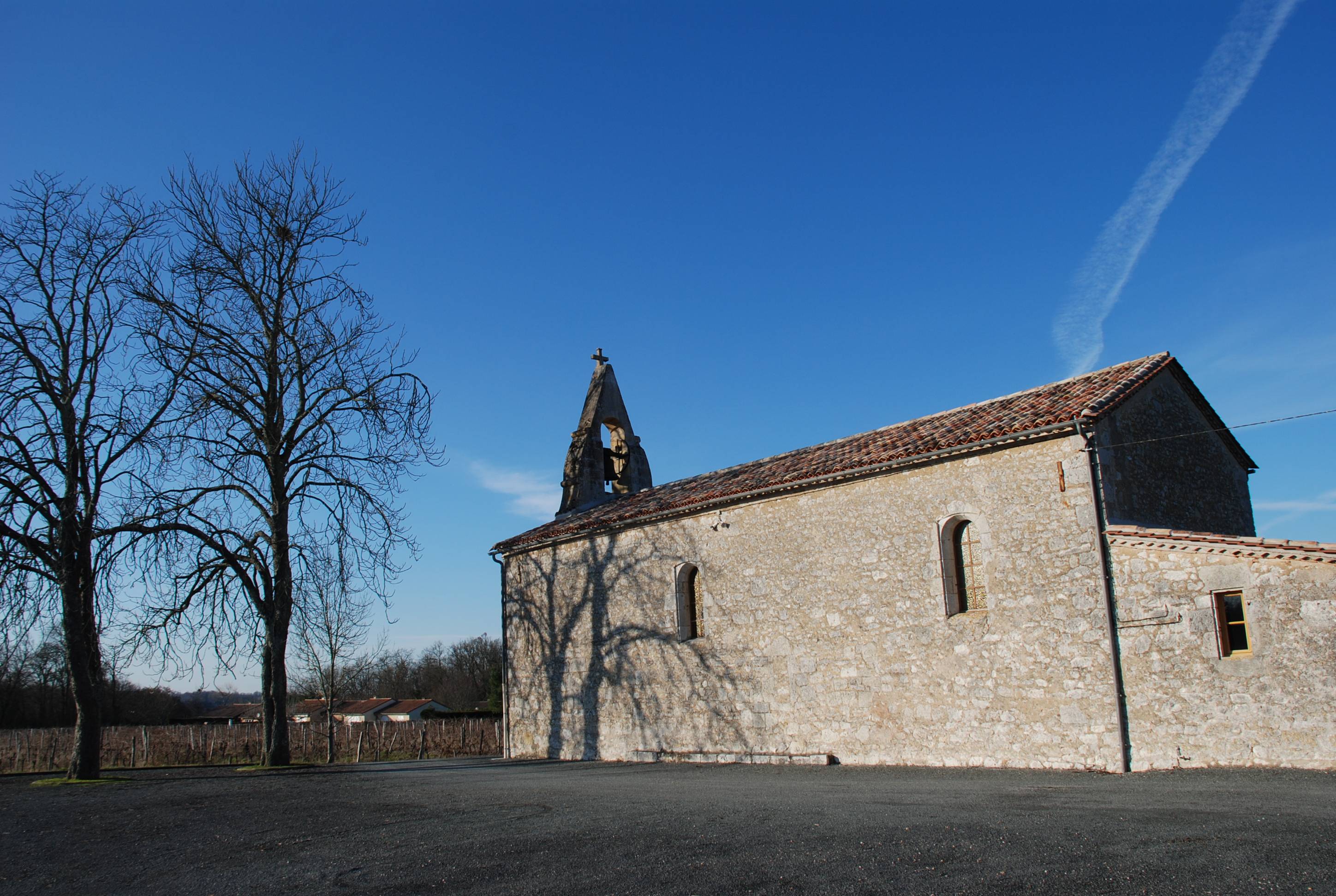 Photo de Saint John of La Roquille Church