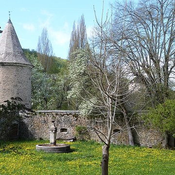 Château de Saint-Léger à Saint-Léger-les-Mélèzes