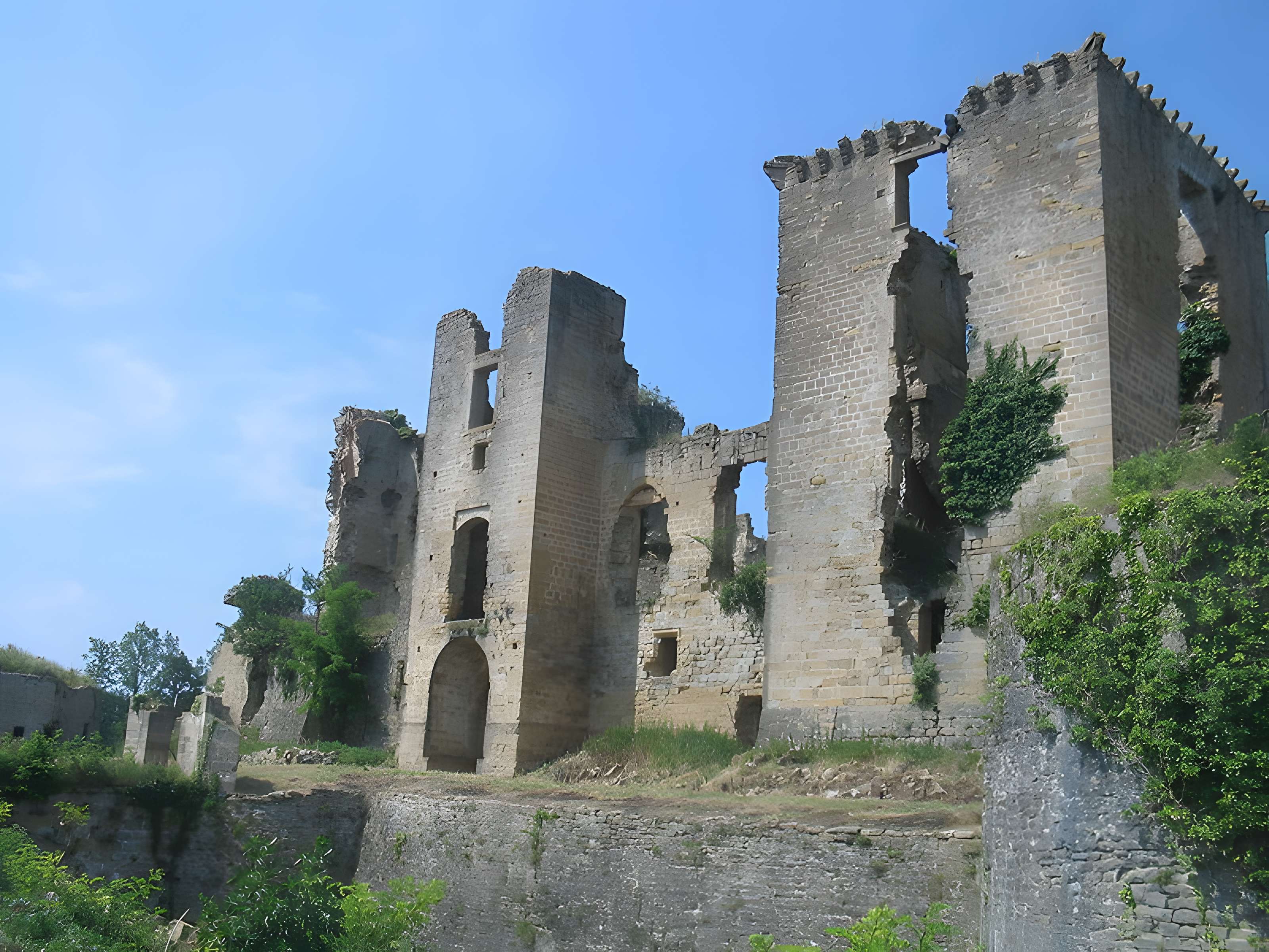 Château de Lagarde dans l'Ariège