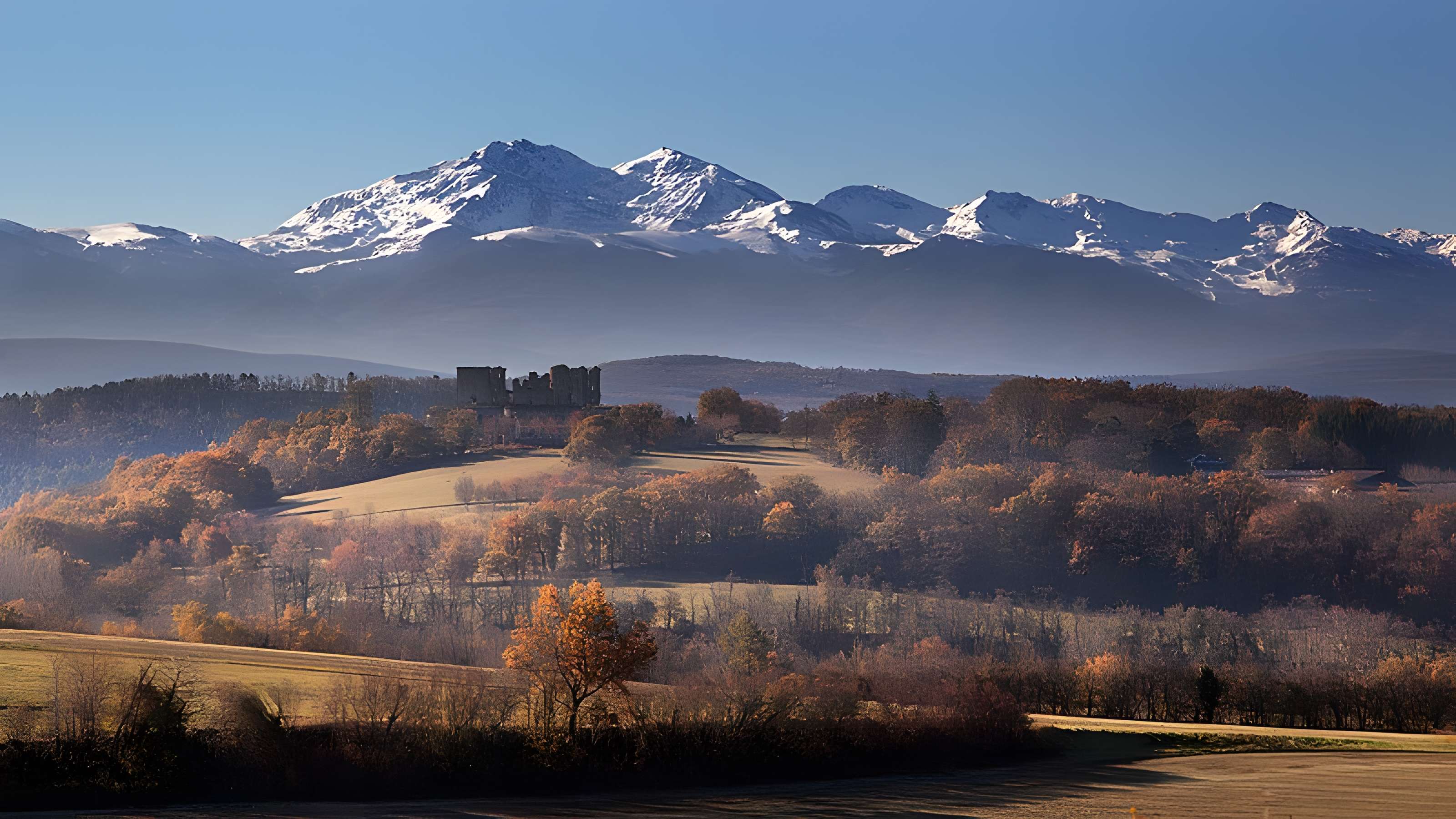 Château de Lagarde dans l'Ariège