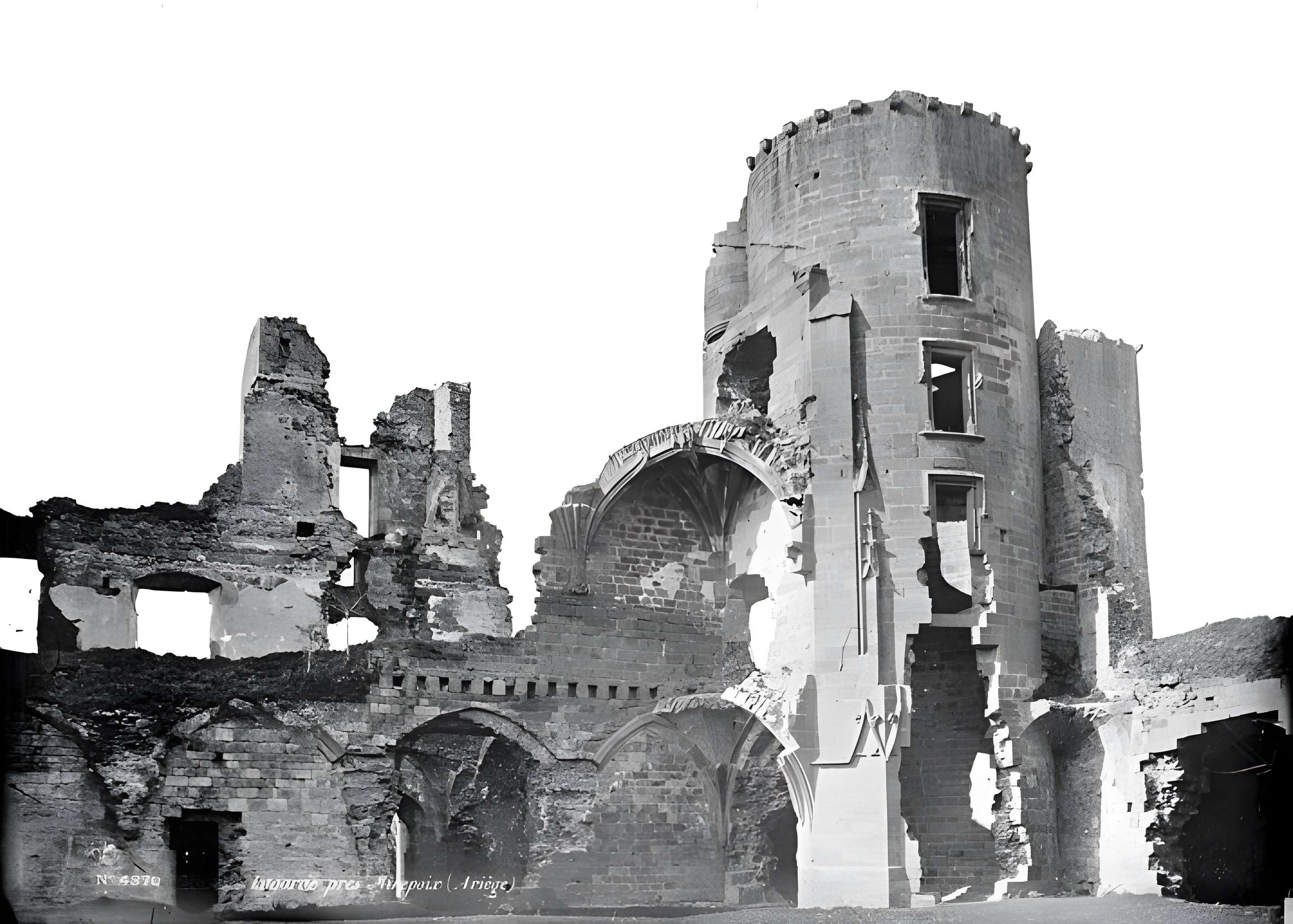 Château de Lagarde dans l'Ariège