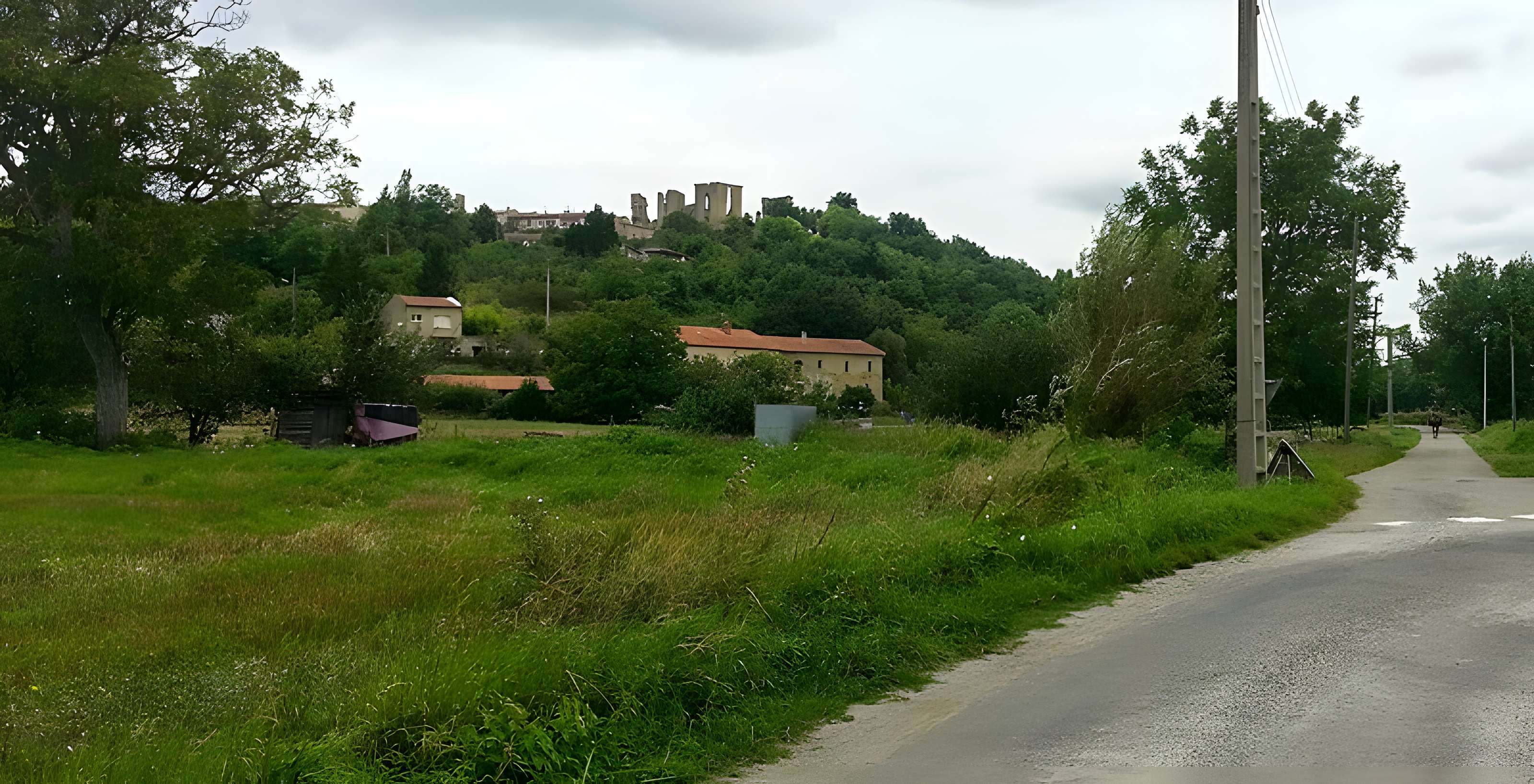 Château de Lagarde dans l'Ariège