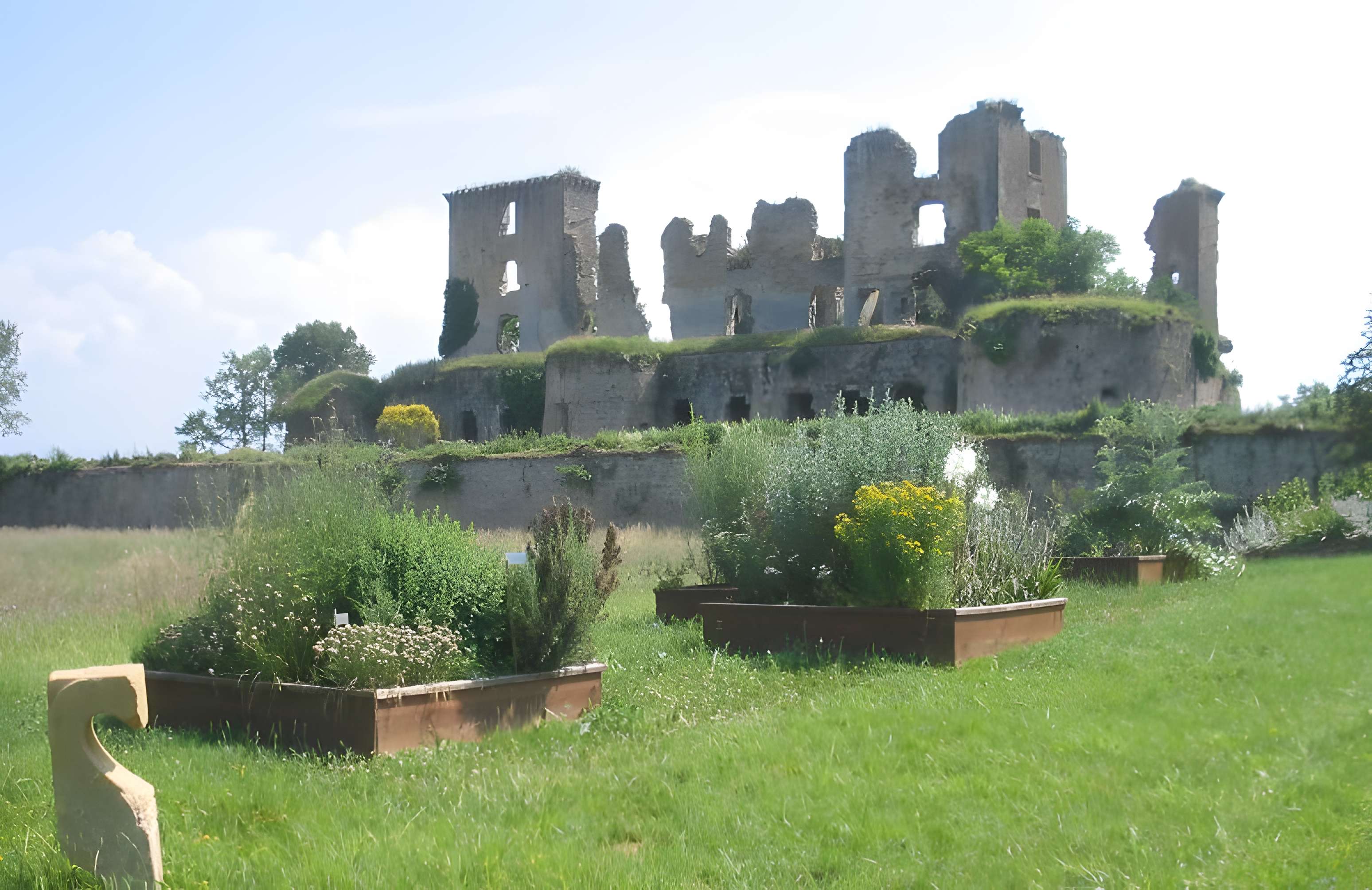 Château de Lagarde dans l'Ariège