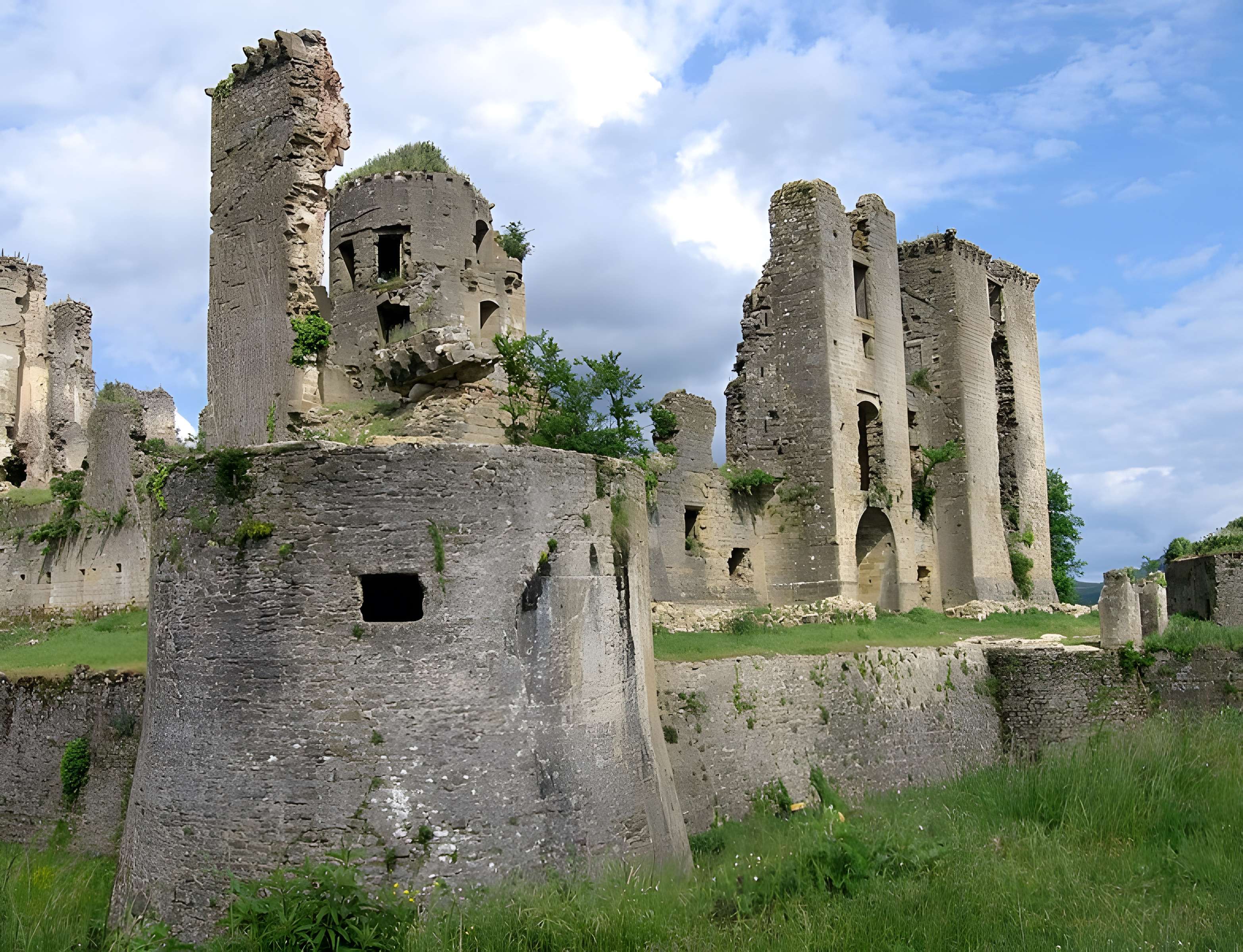 Château de Lagarde dans l'Ariège