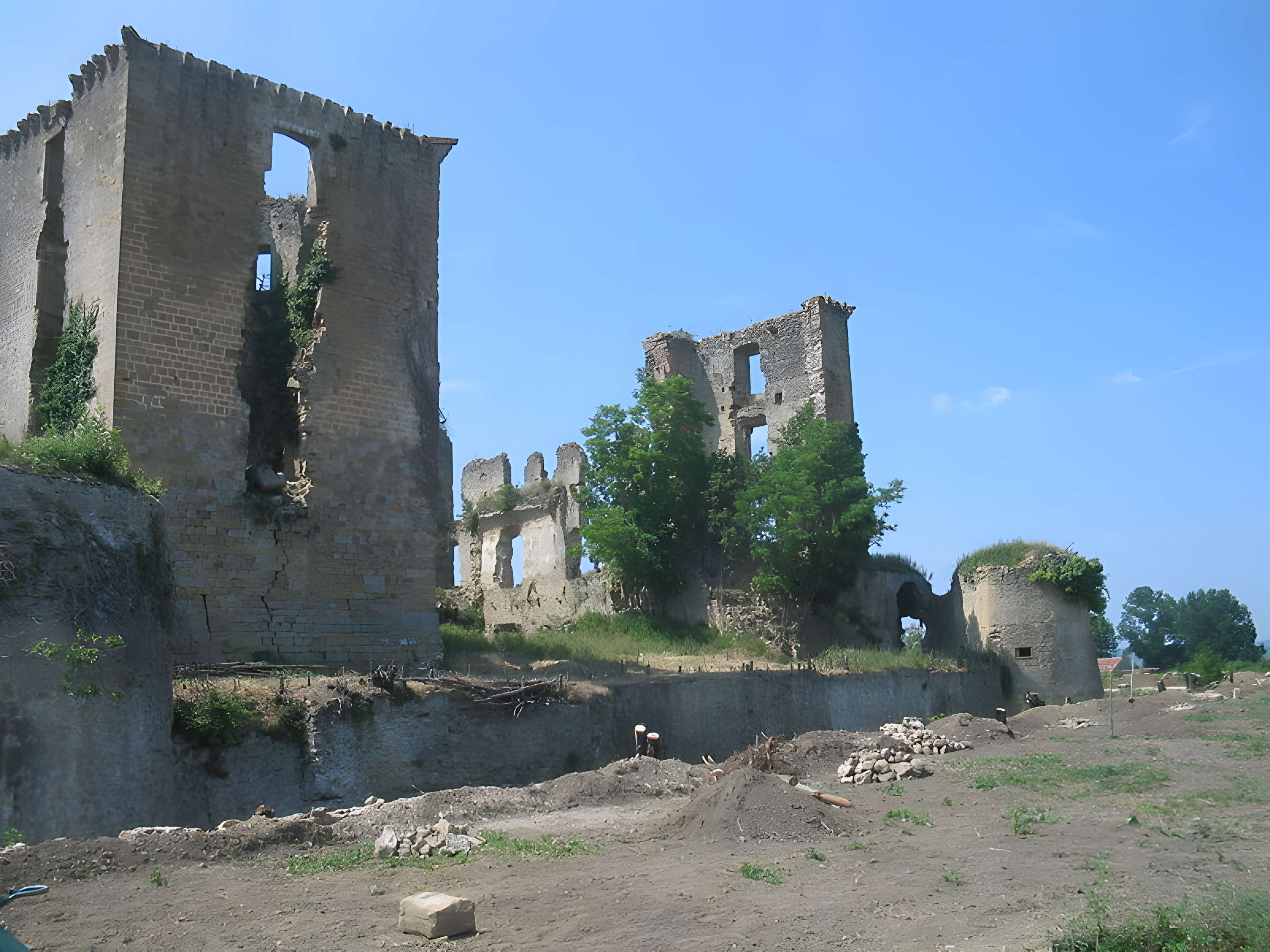 Château de Lagarde dans l'Ariège