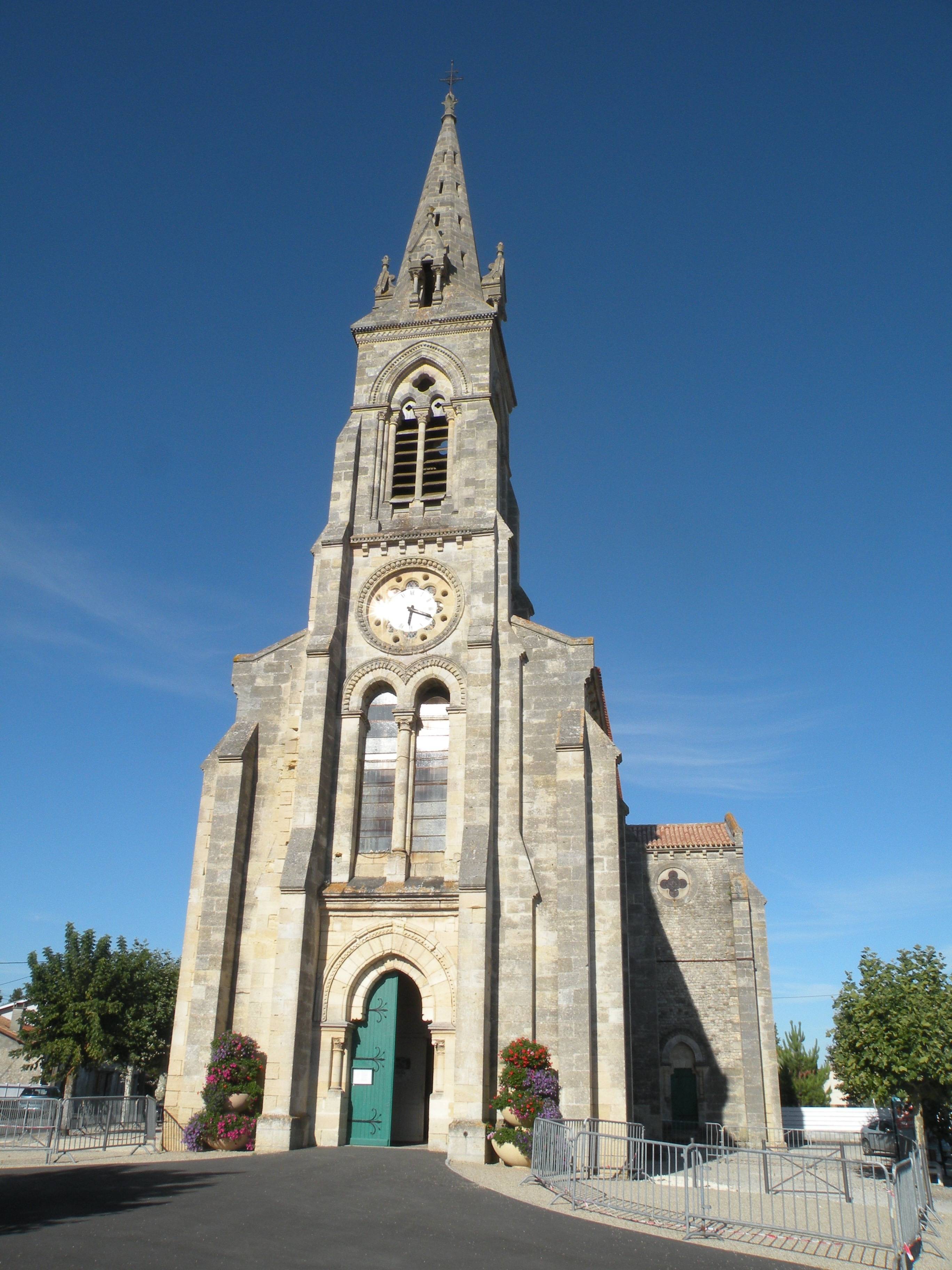 Photo de Notre-Dame-du-Bon-Secours-et-Saint-Louis du Verdon-sur-Merの教会
