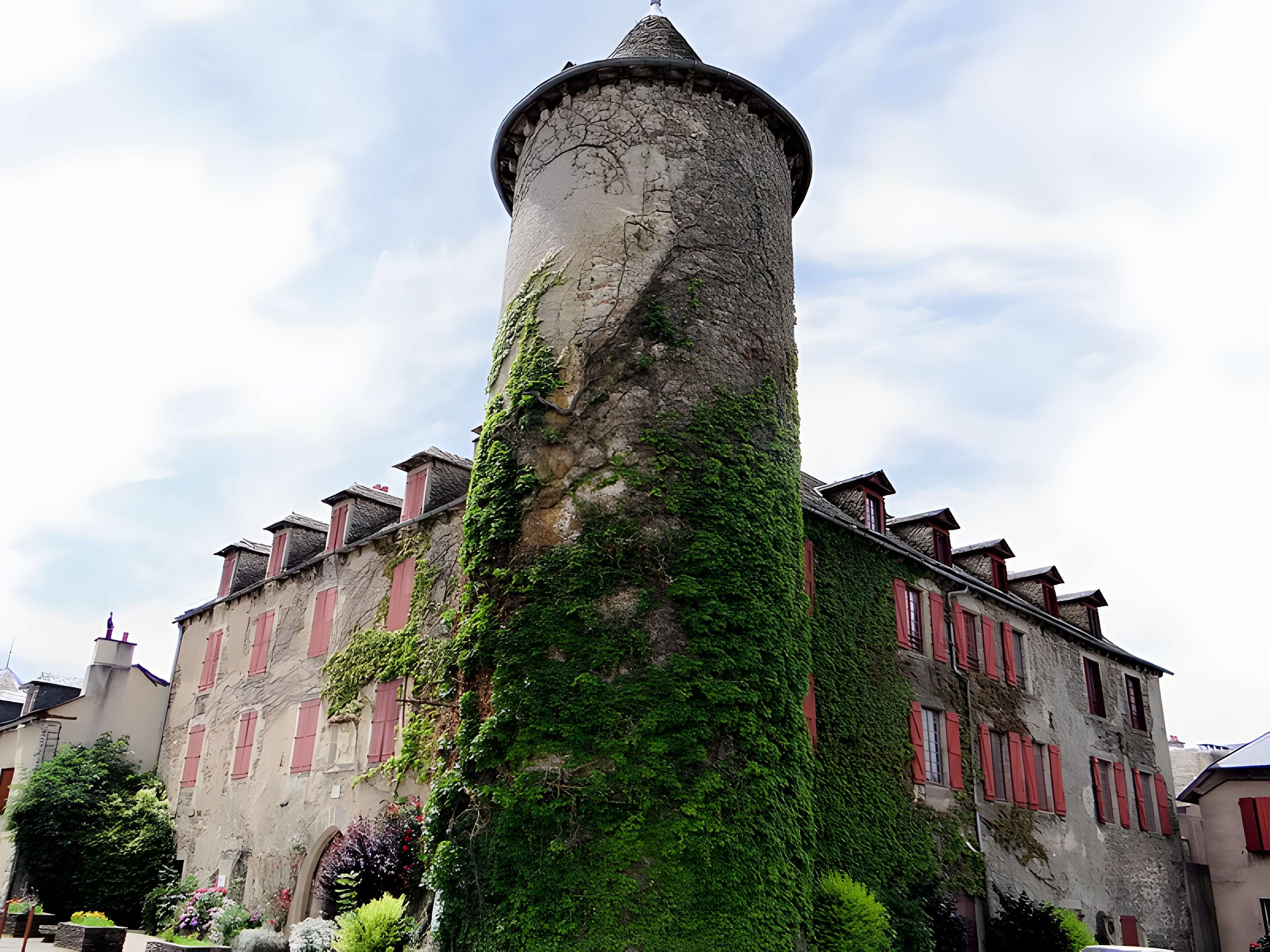 Château de Salles-Curan