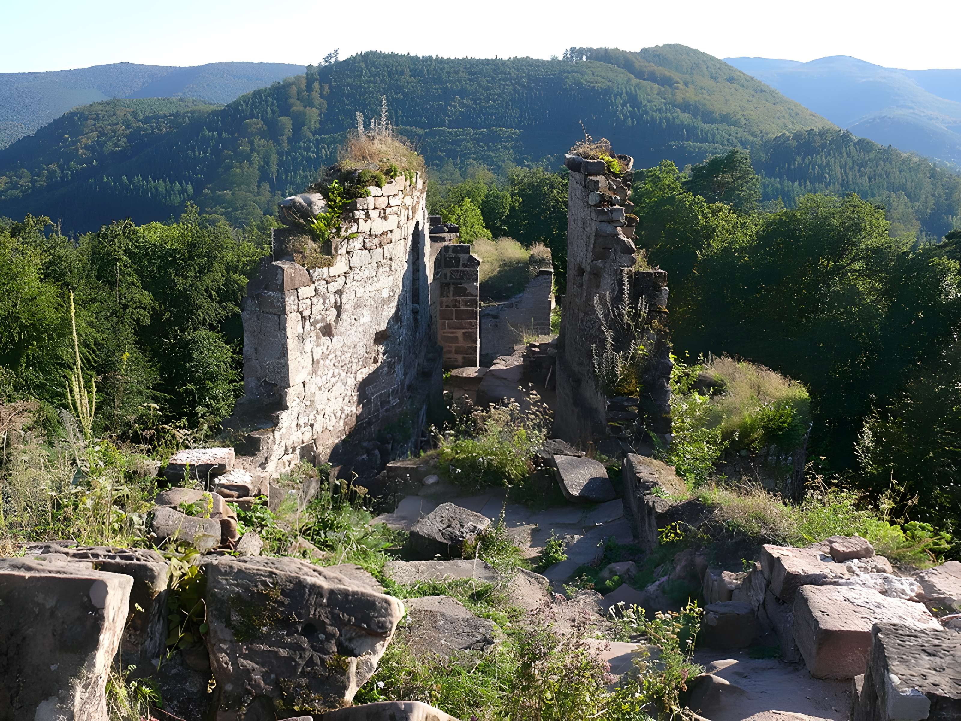 Ruines du château de Schoeneck