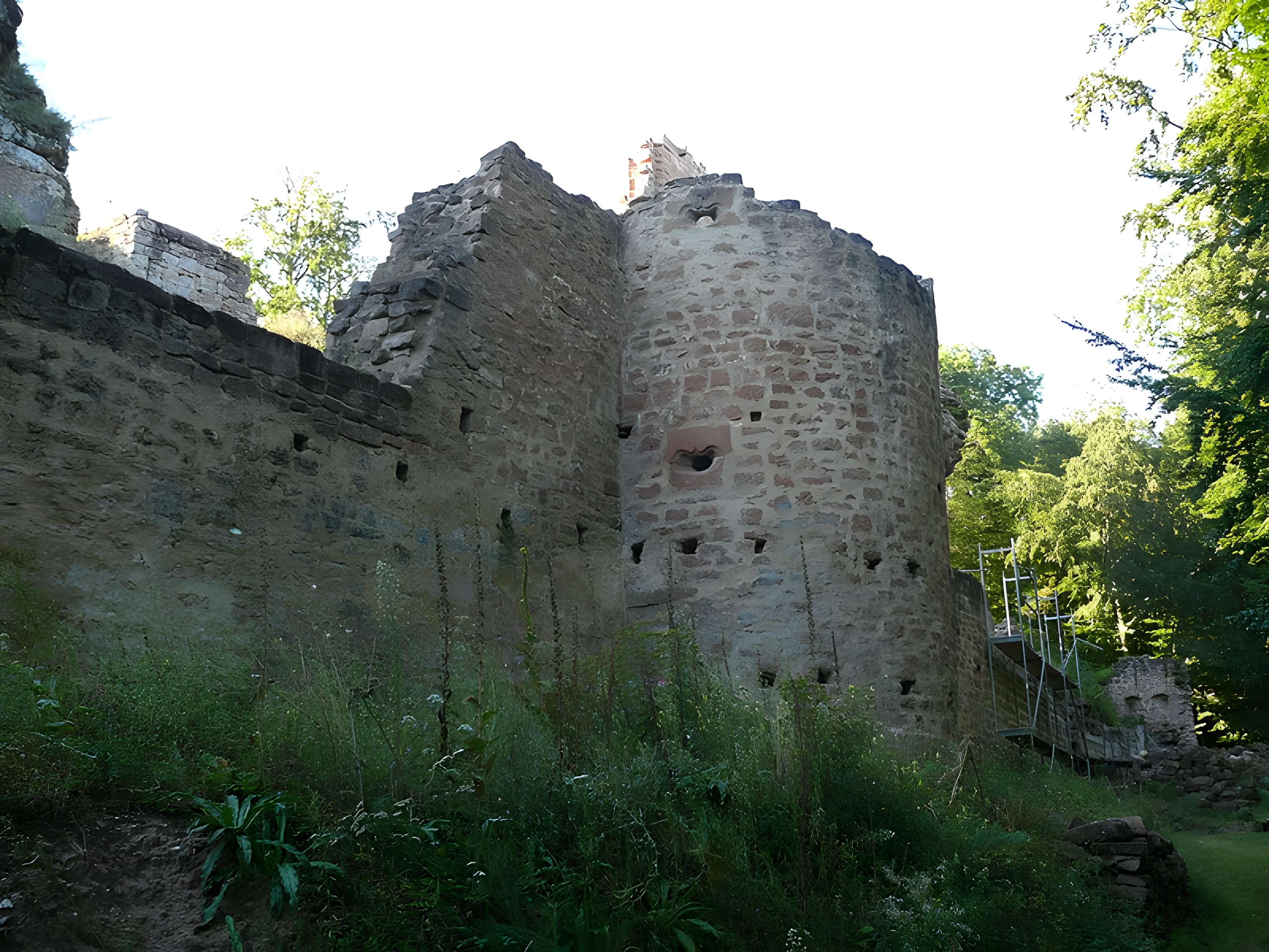 Ruines du château de Schoeneck