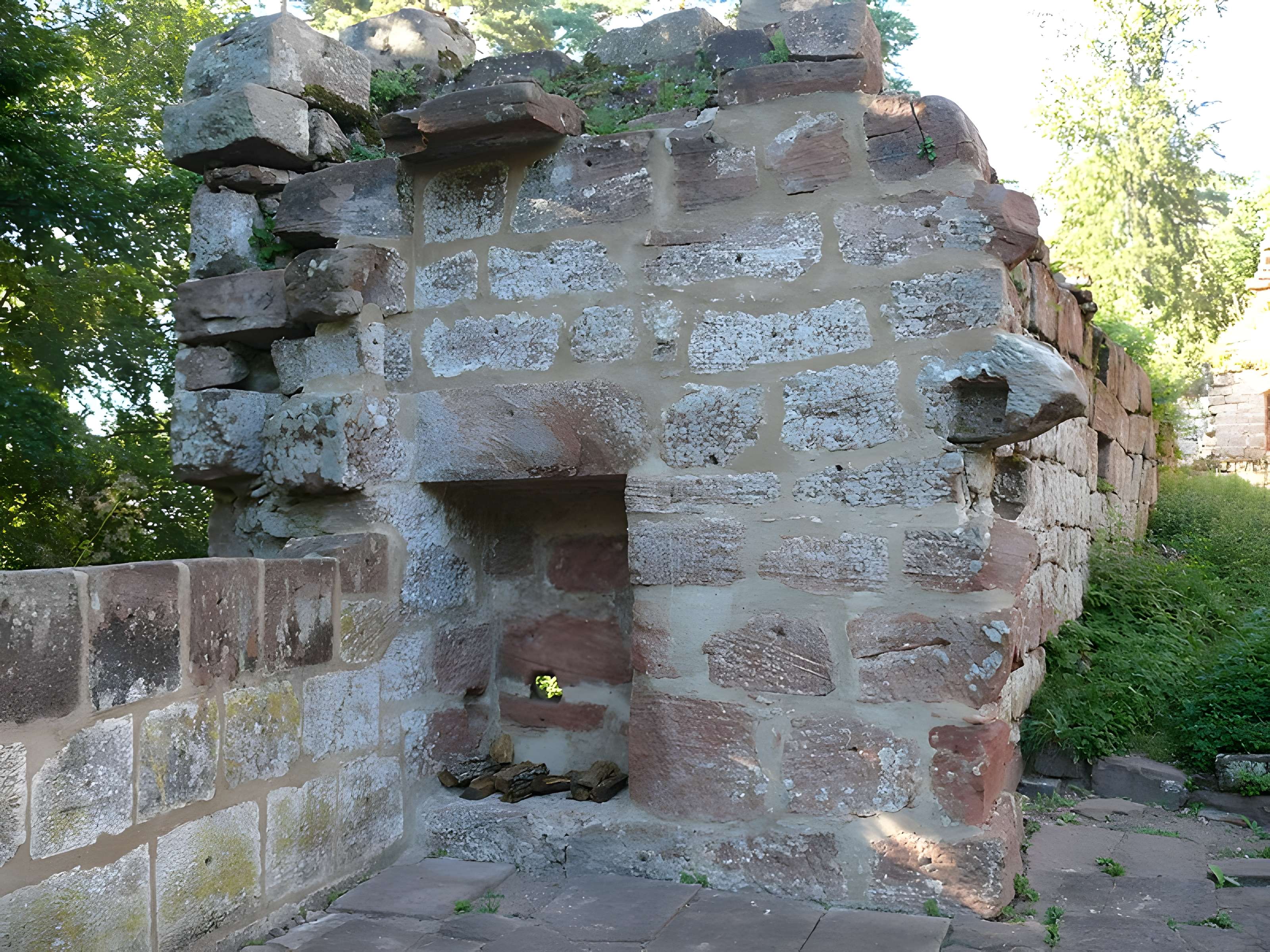 Ruines du château de Schoeneck