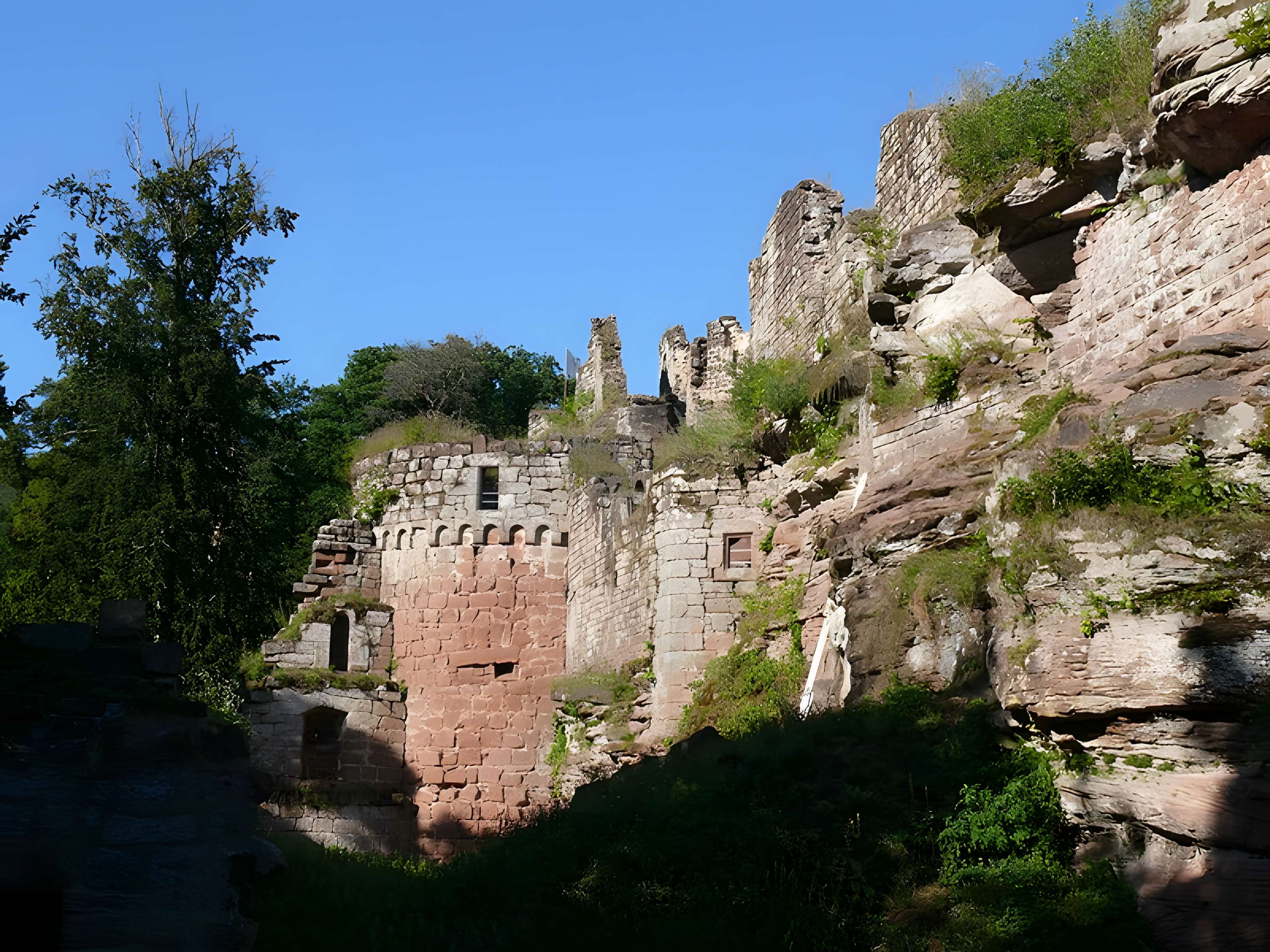 Ruines du château de Schoeneck