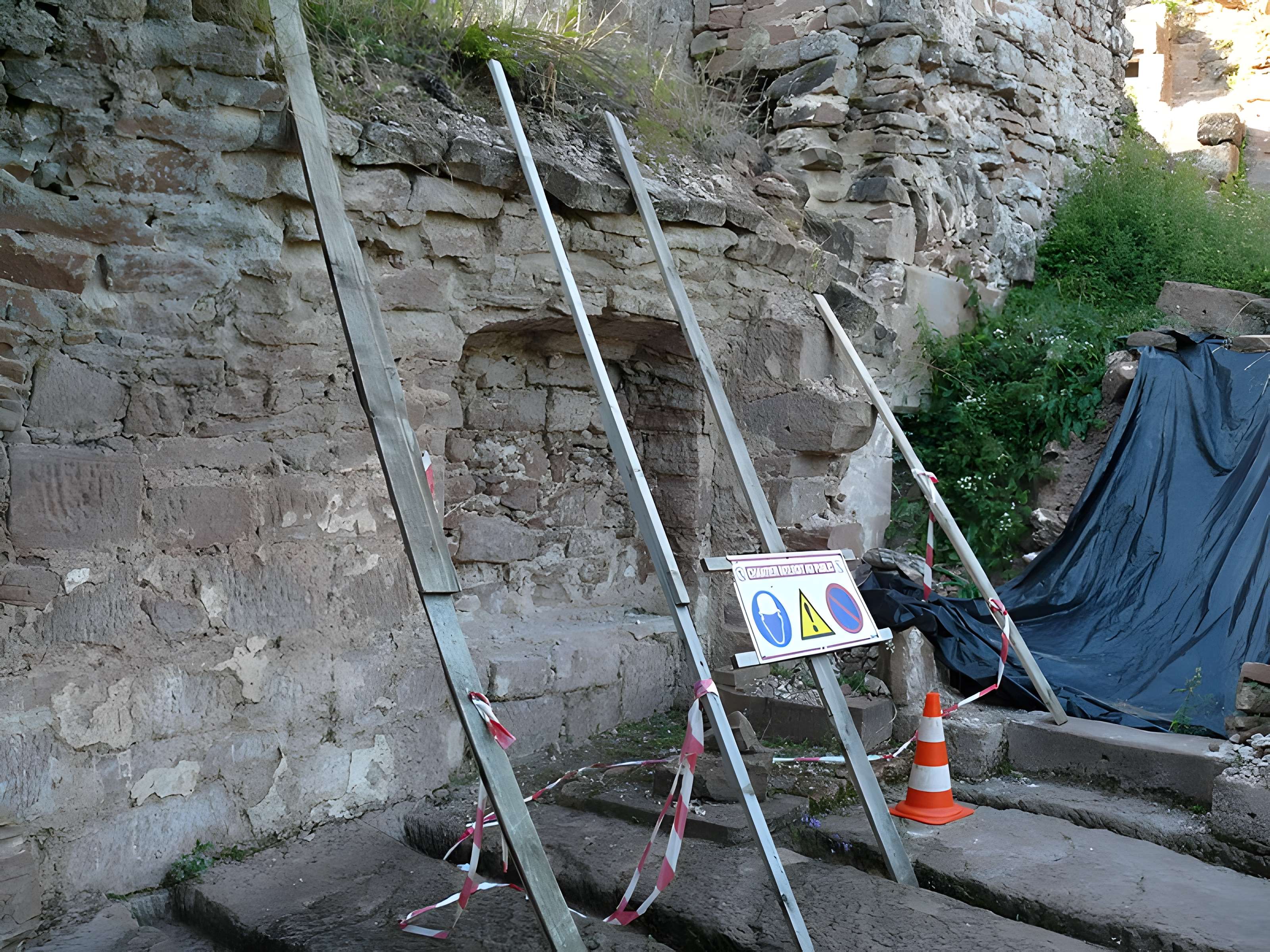 Ruines du château de Schoeneck