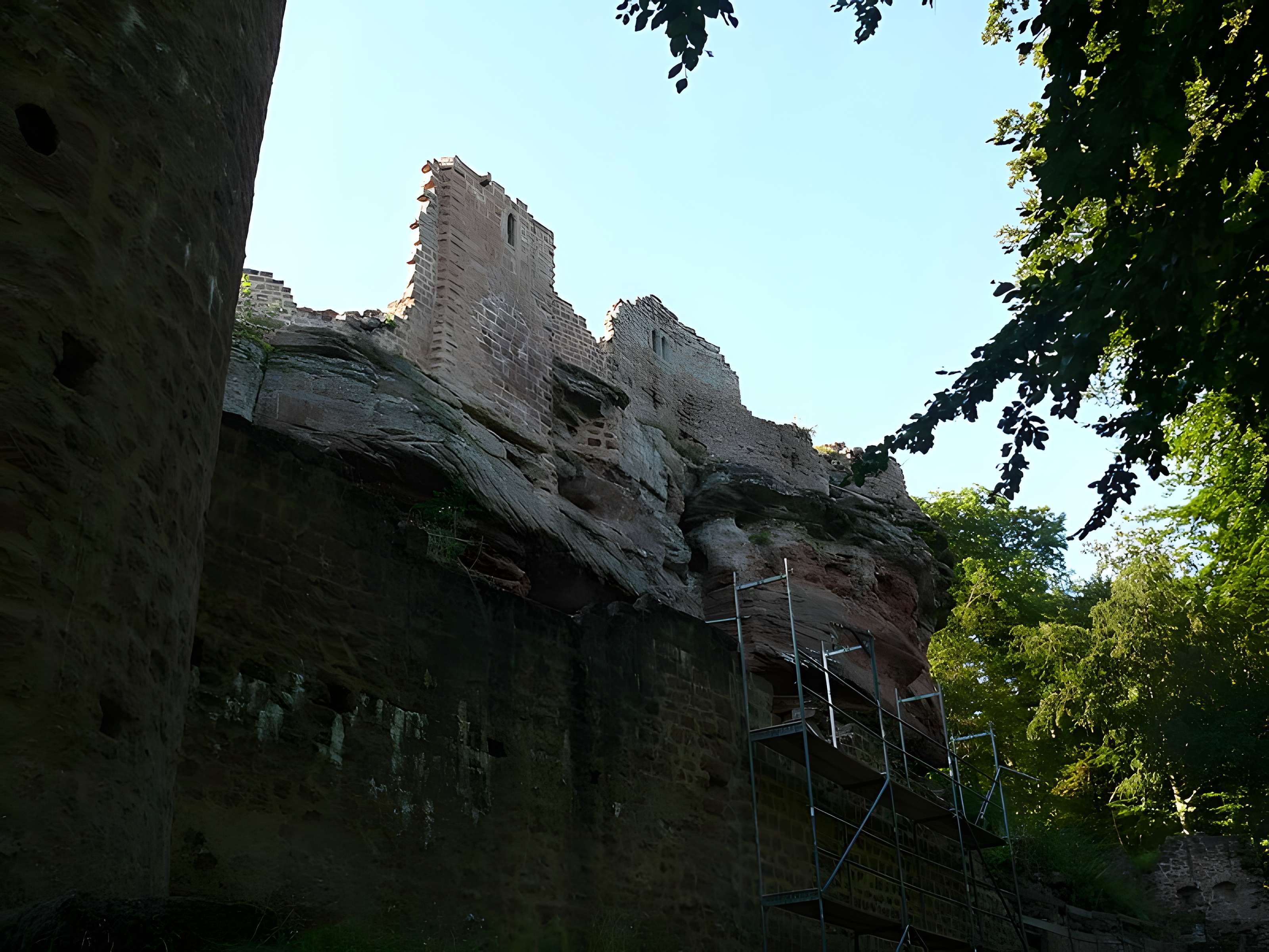 Ruines du château de Schoeneck