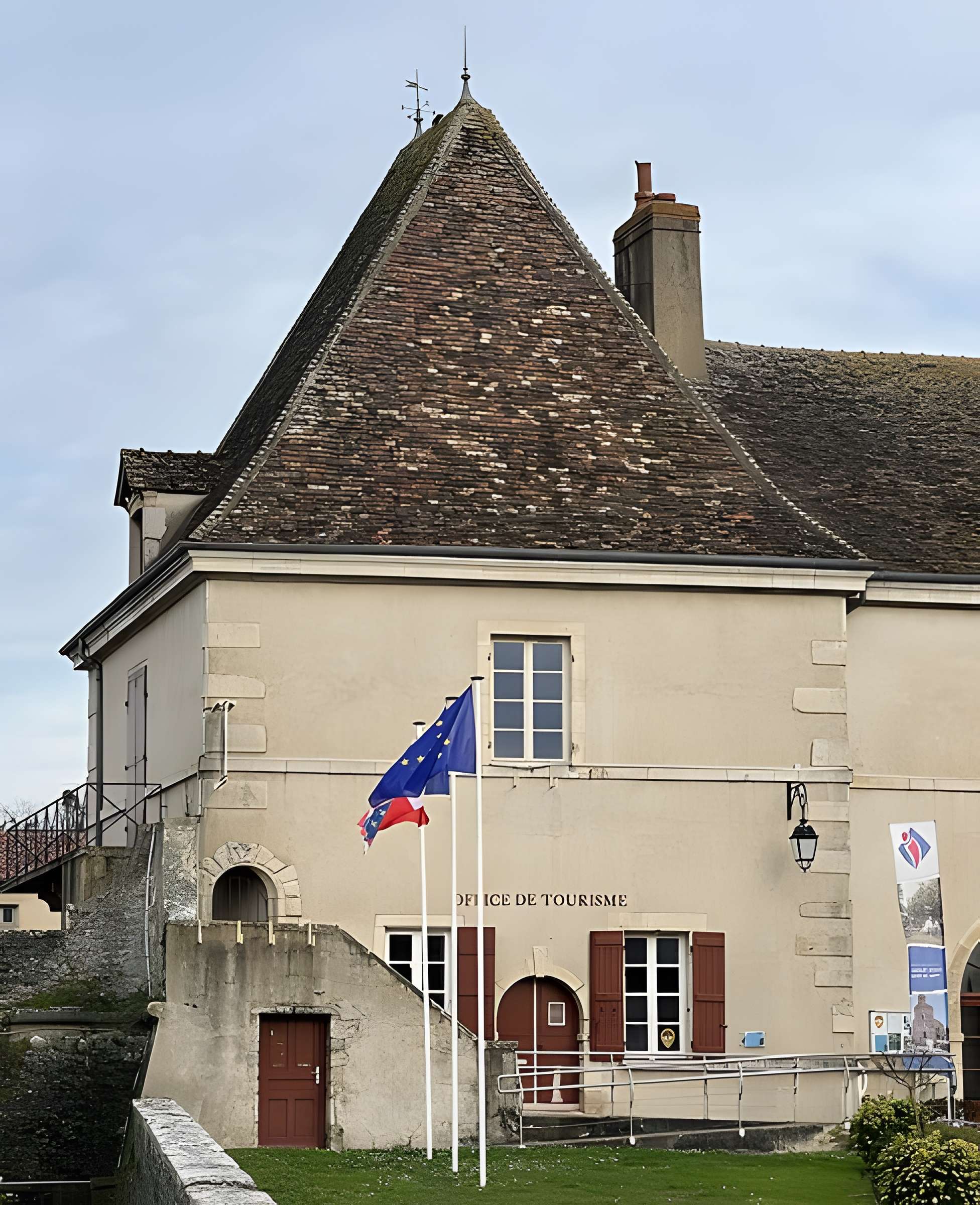 Château de Sennecey-le-Grand