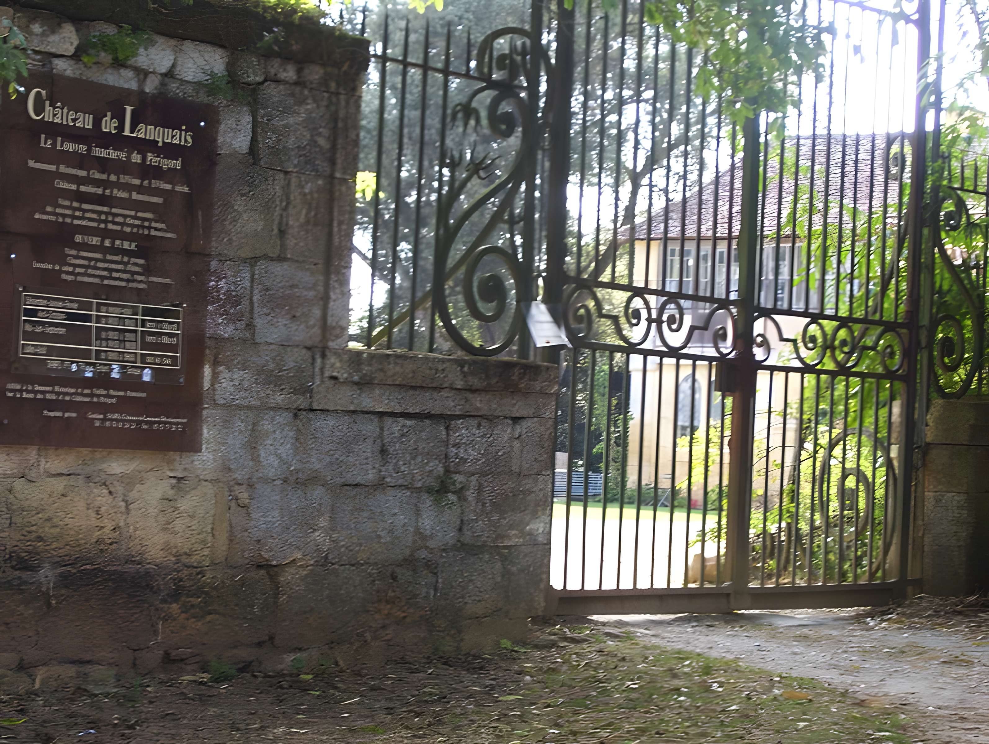 Château de Lanquais