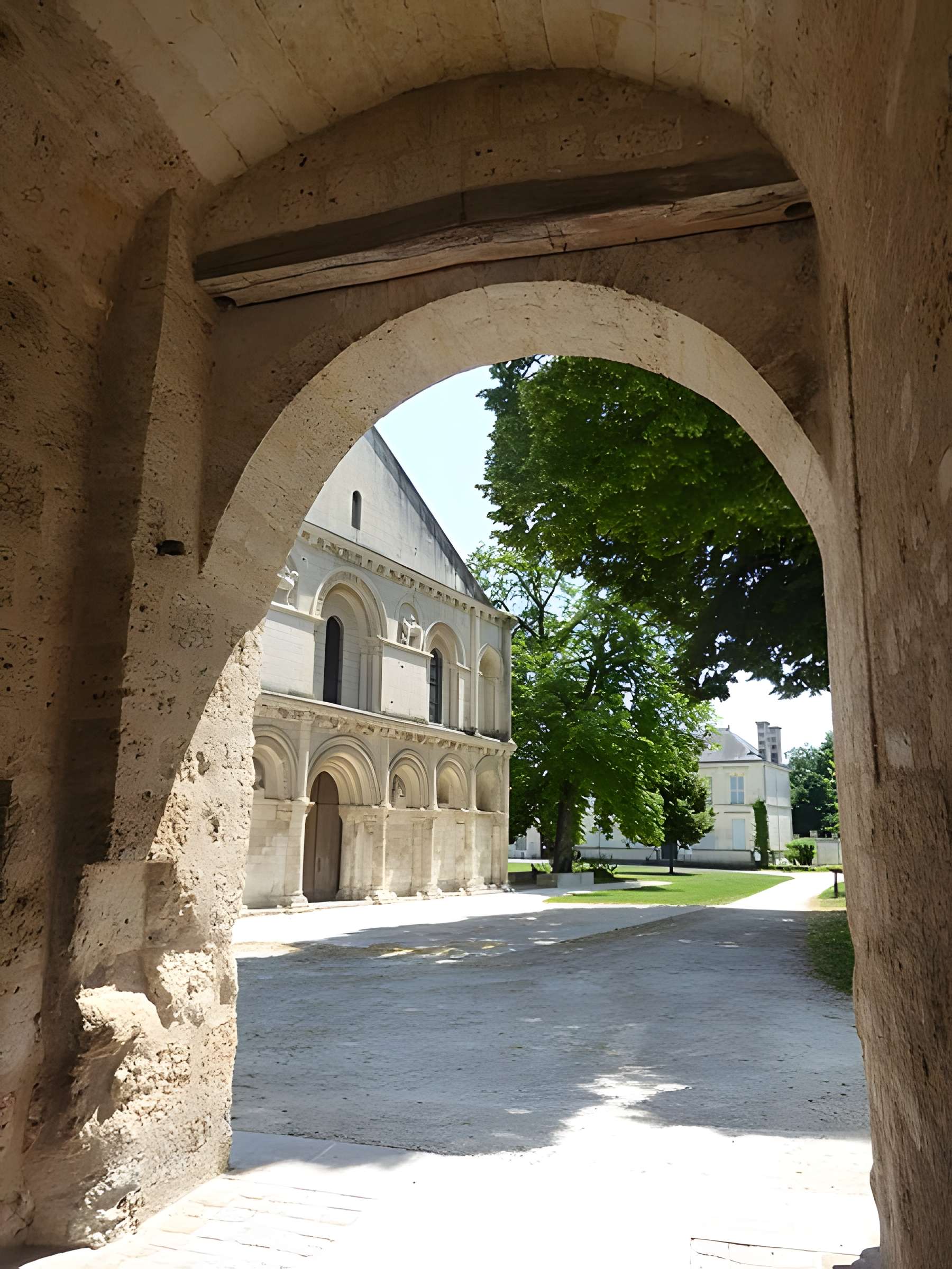 Château de Surgères