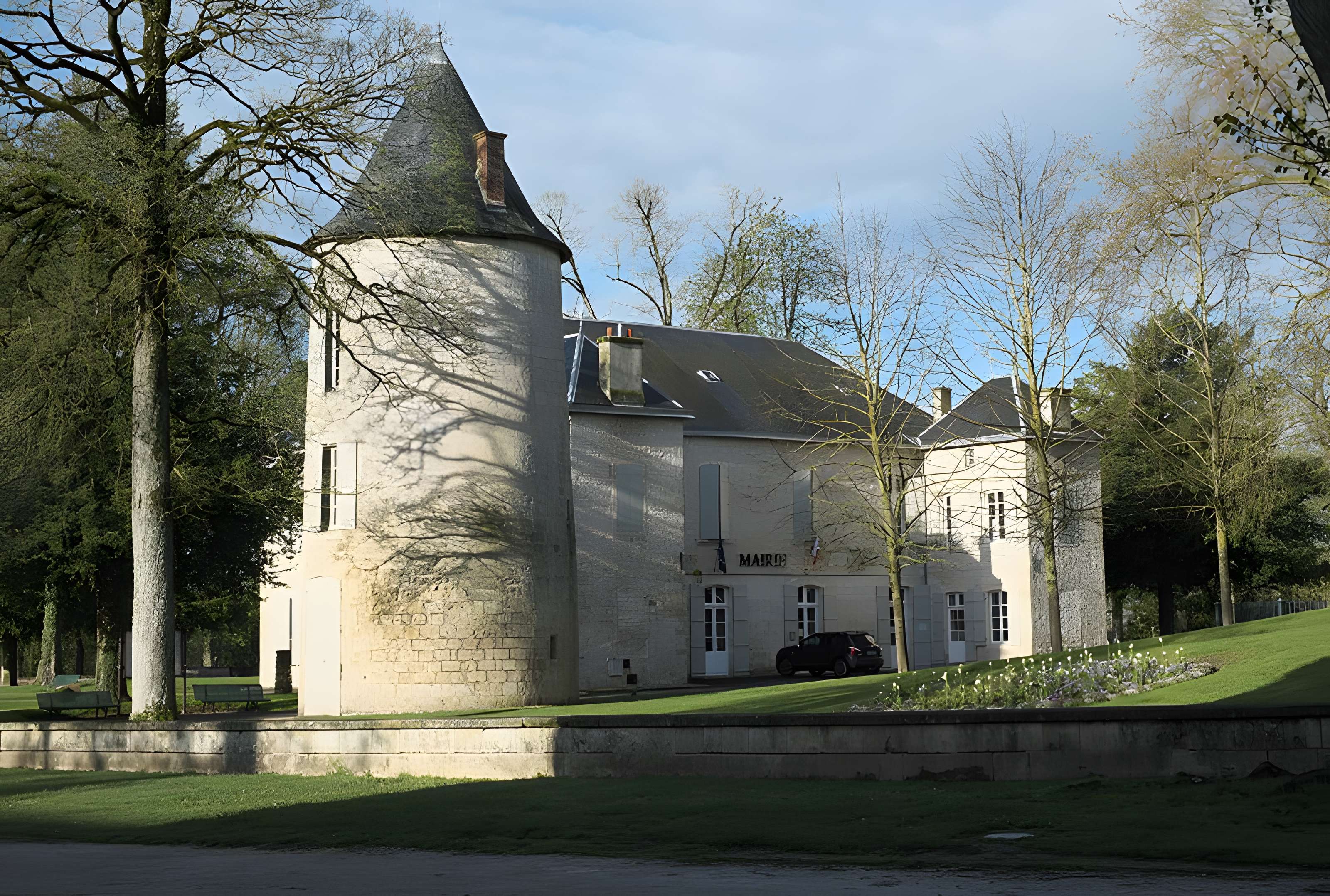 Château de Surgères