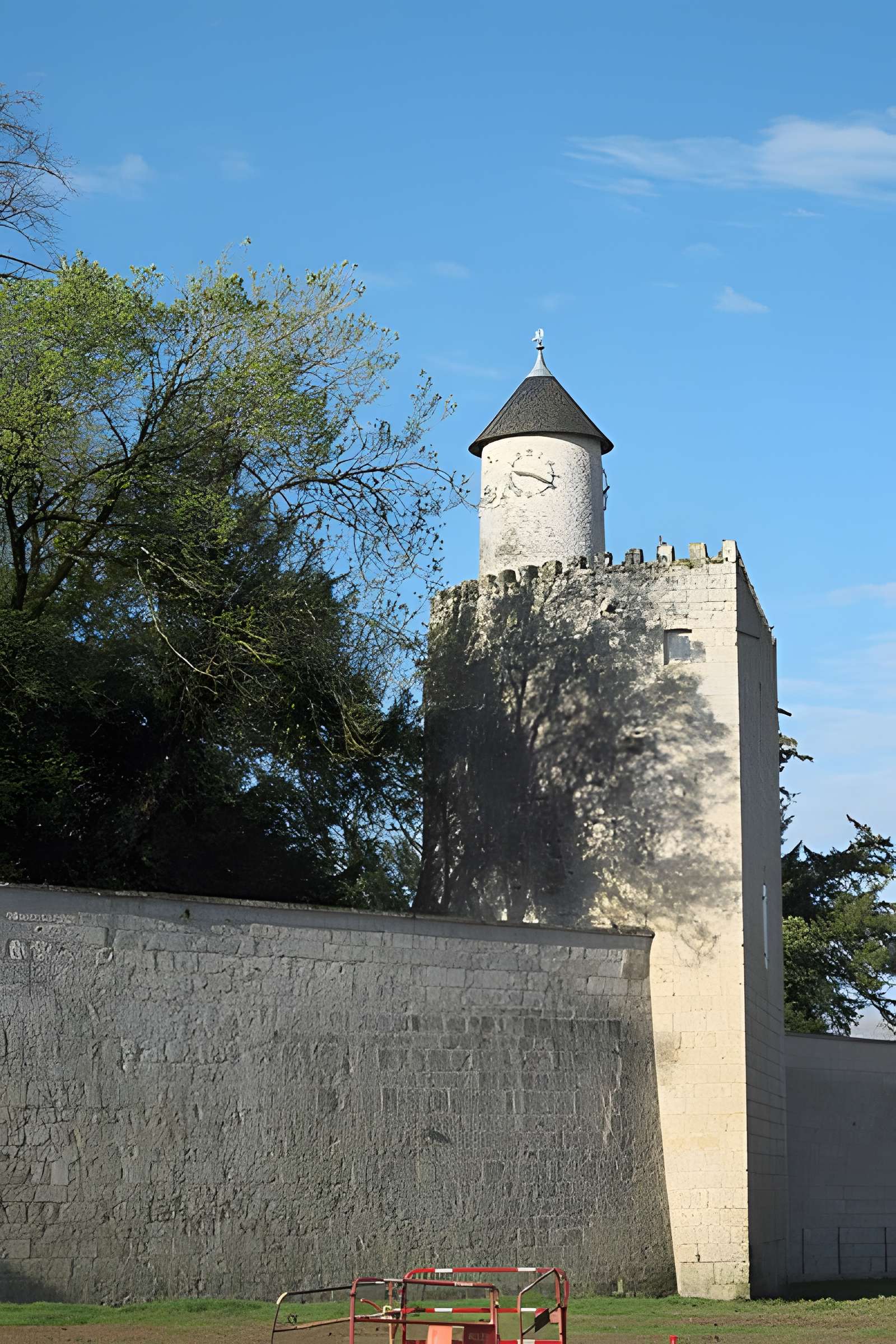 Château de Surgères