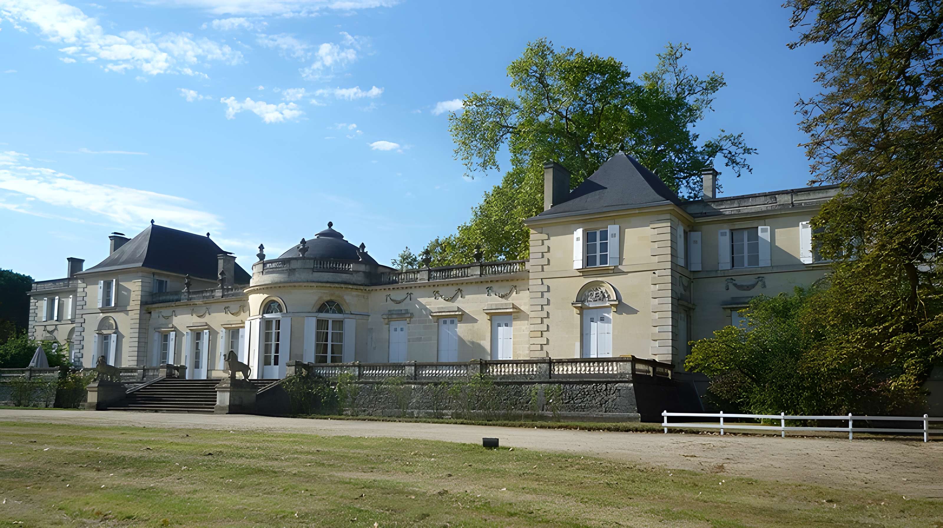 Château de Tauzia