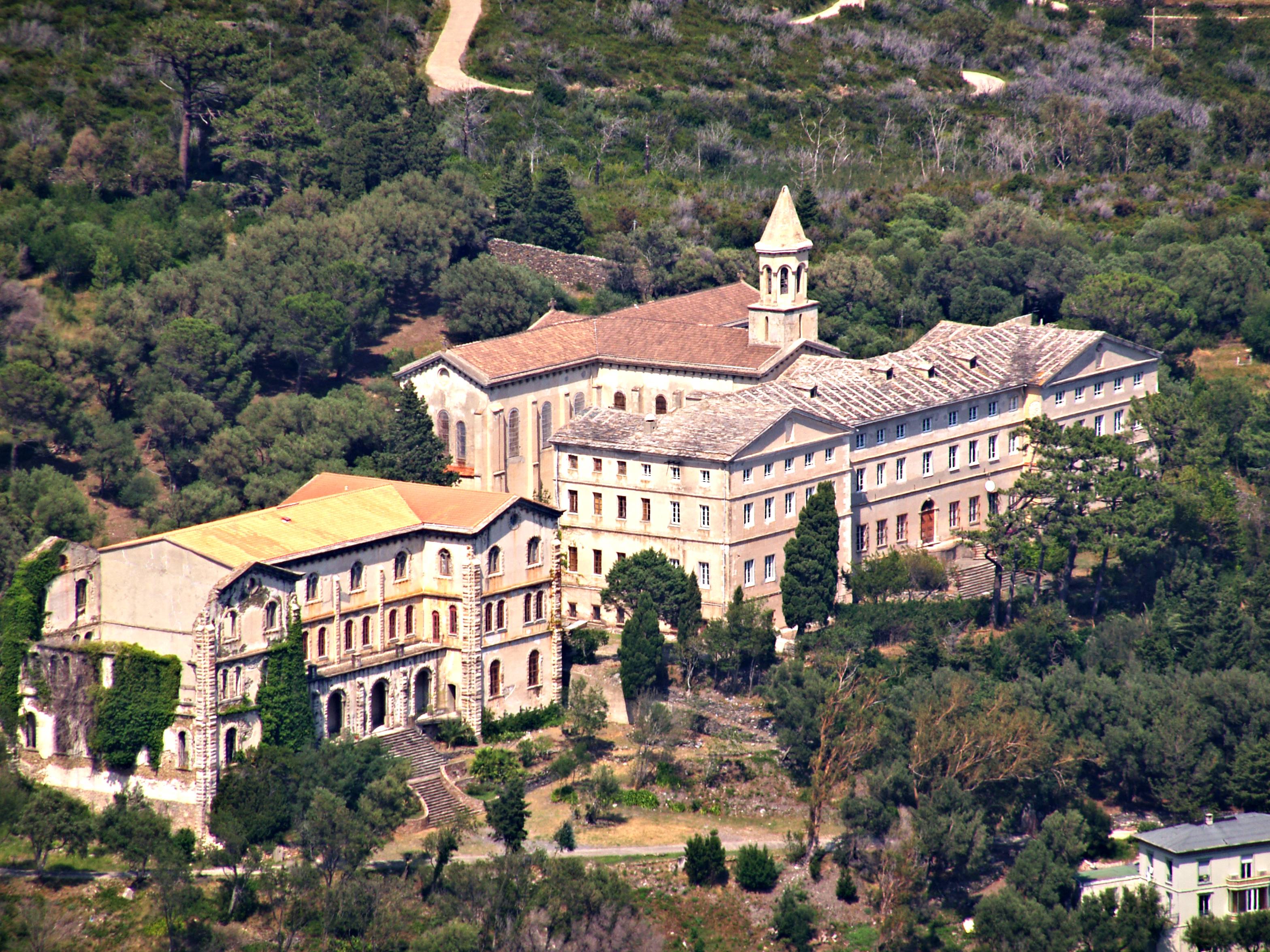Photo de Église conventuelle du Cœur-Eucharistique-de-Jésus de l'ancien monastère de Bénédictines de Cintolino d'Erbalunga