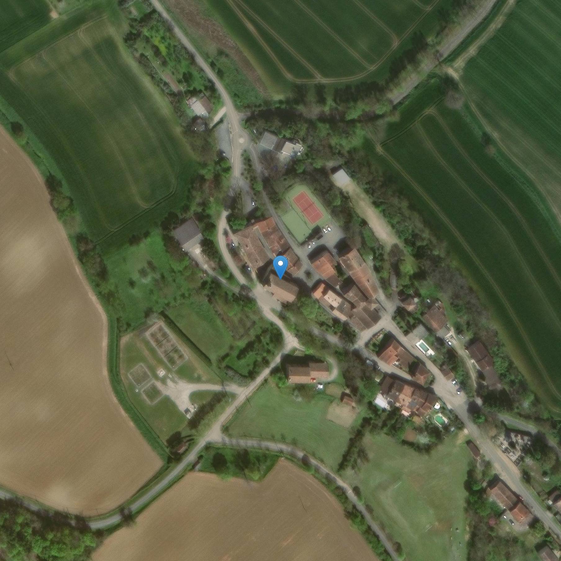 Photo de 聖ヨハネバプテスマ教会のカバニアル